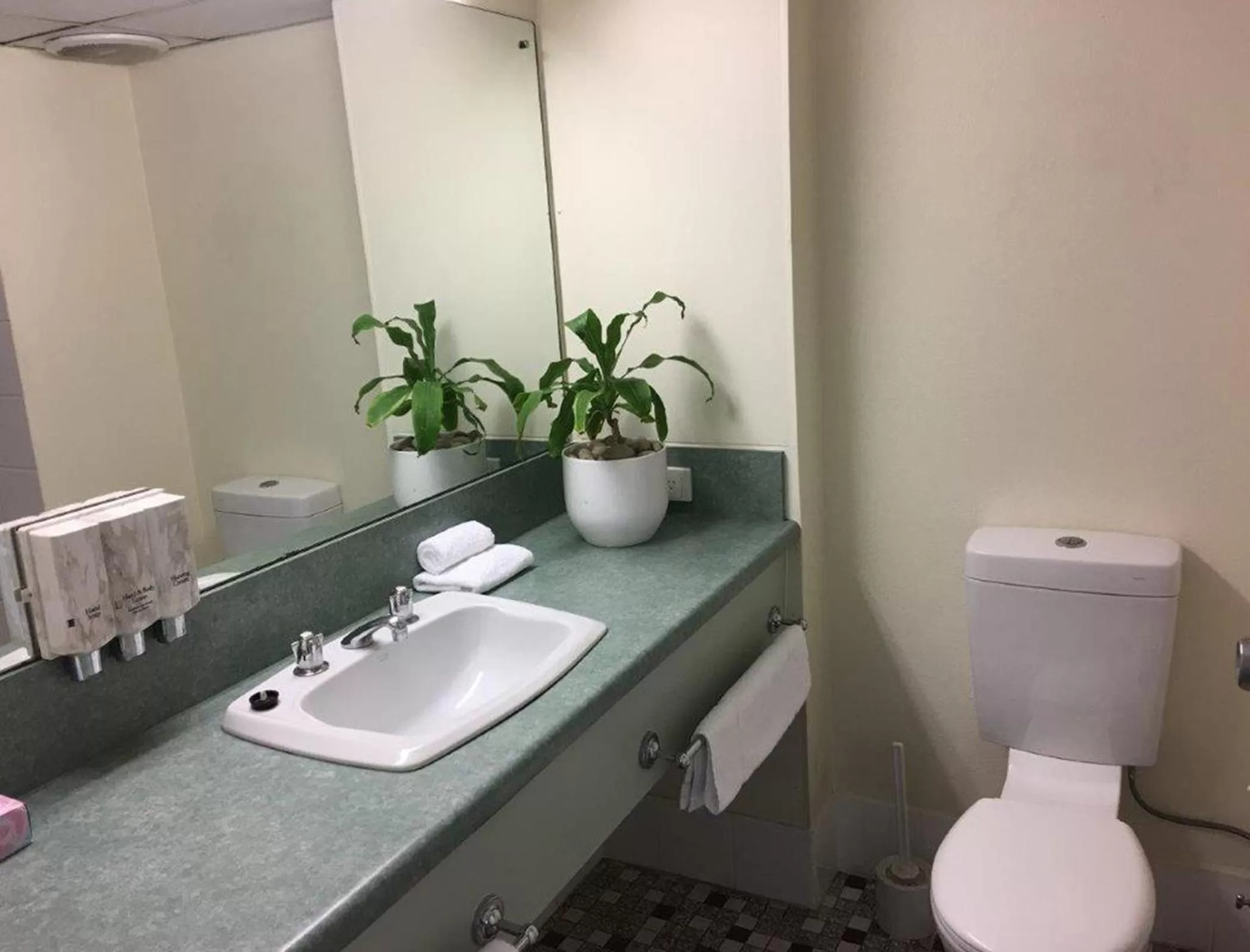 Bathroom in Emerald Central Hotel Official