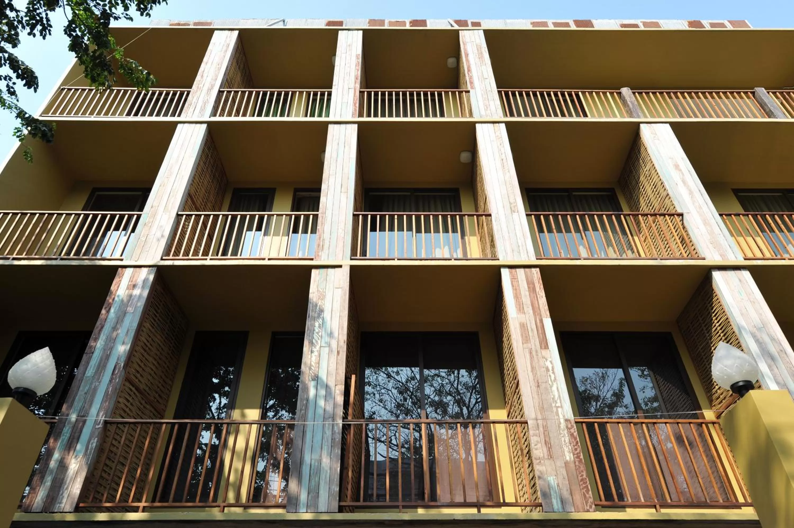 Facade/entrance in Villa Bangkok