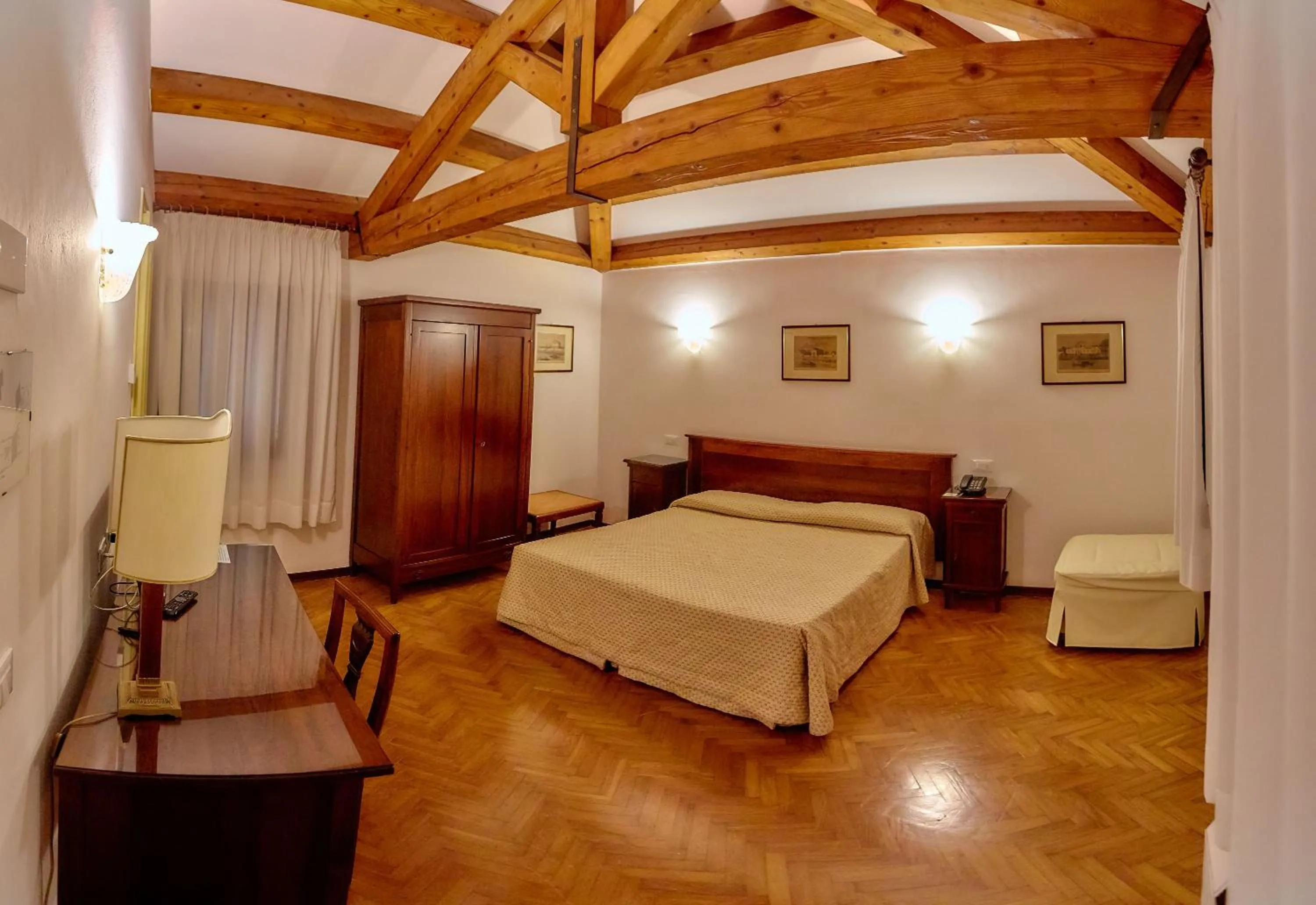 Bed in Hotel Riviera dei Dogi