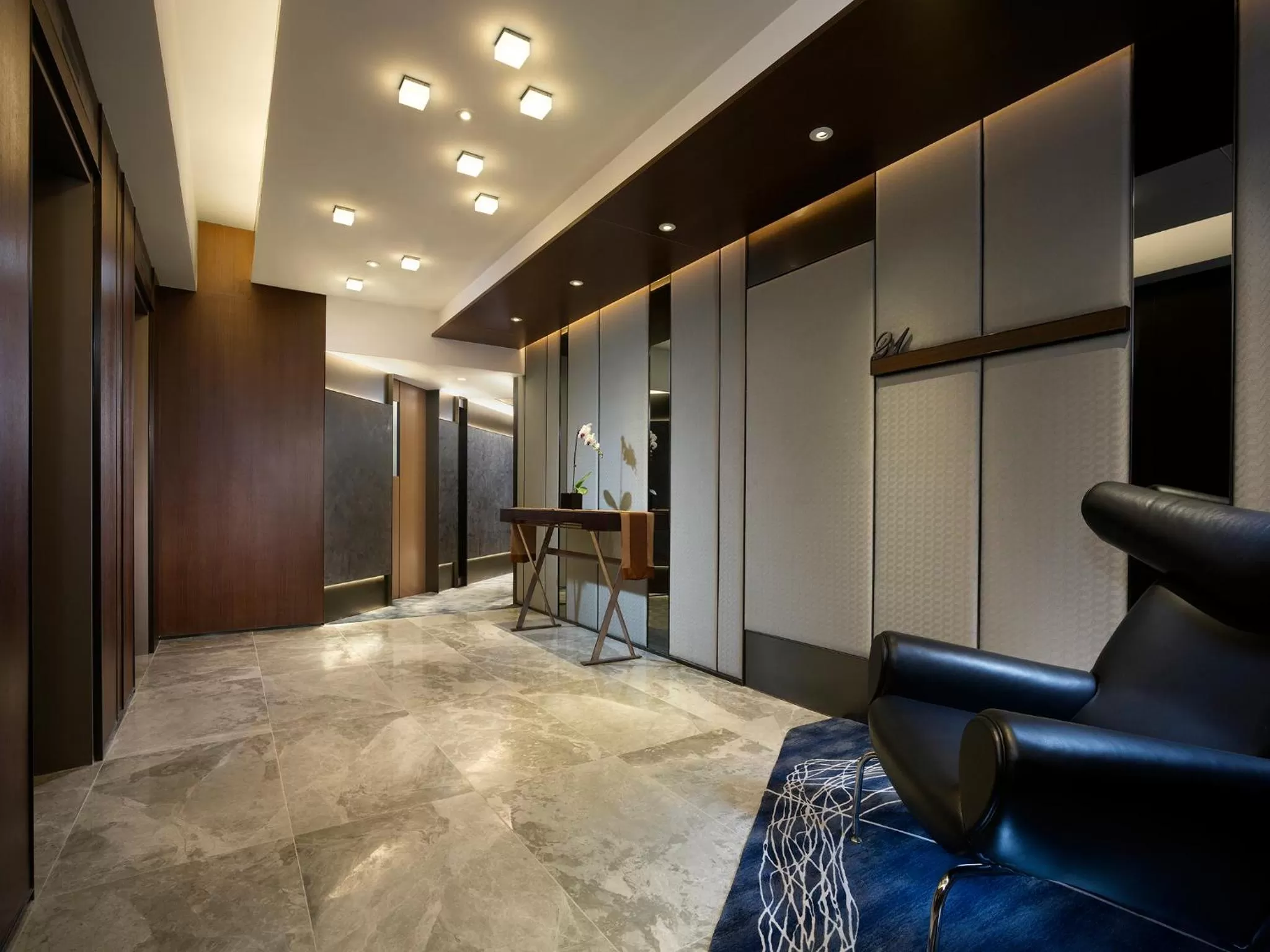 Communal lounge/ TV room in The Harbourview - Chinese YMCA of Hong Kong