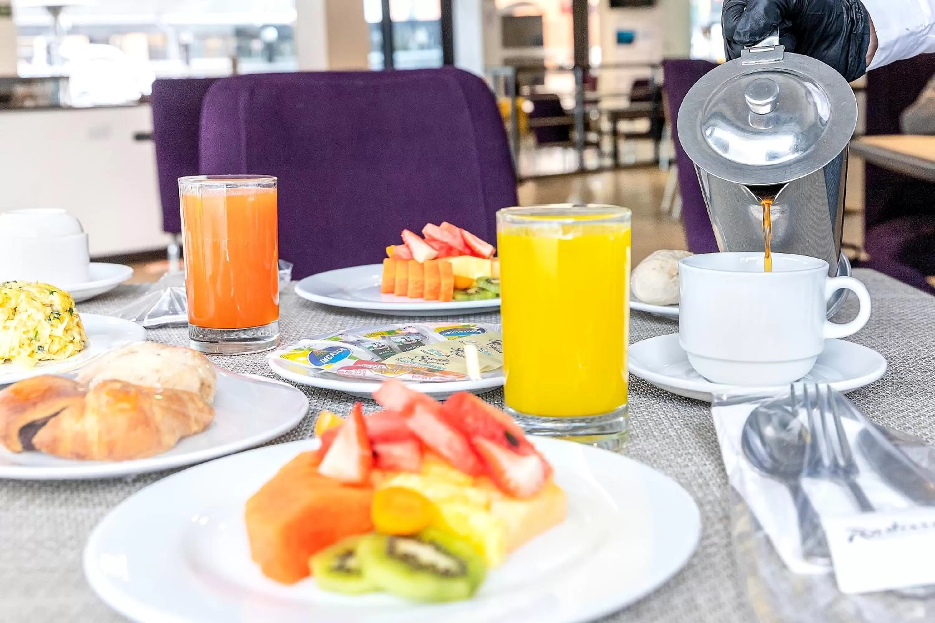 Breakfast in Radisson Bogota Metrotel