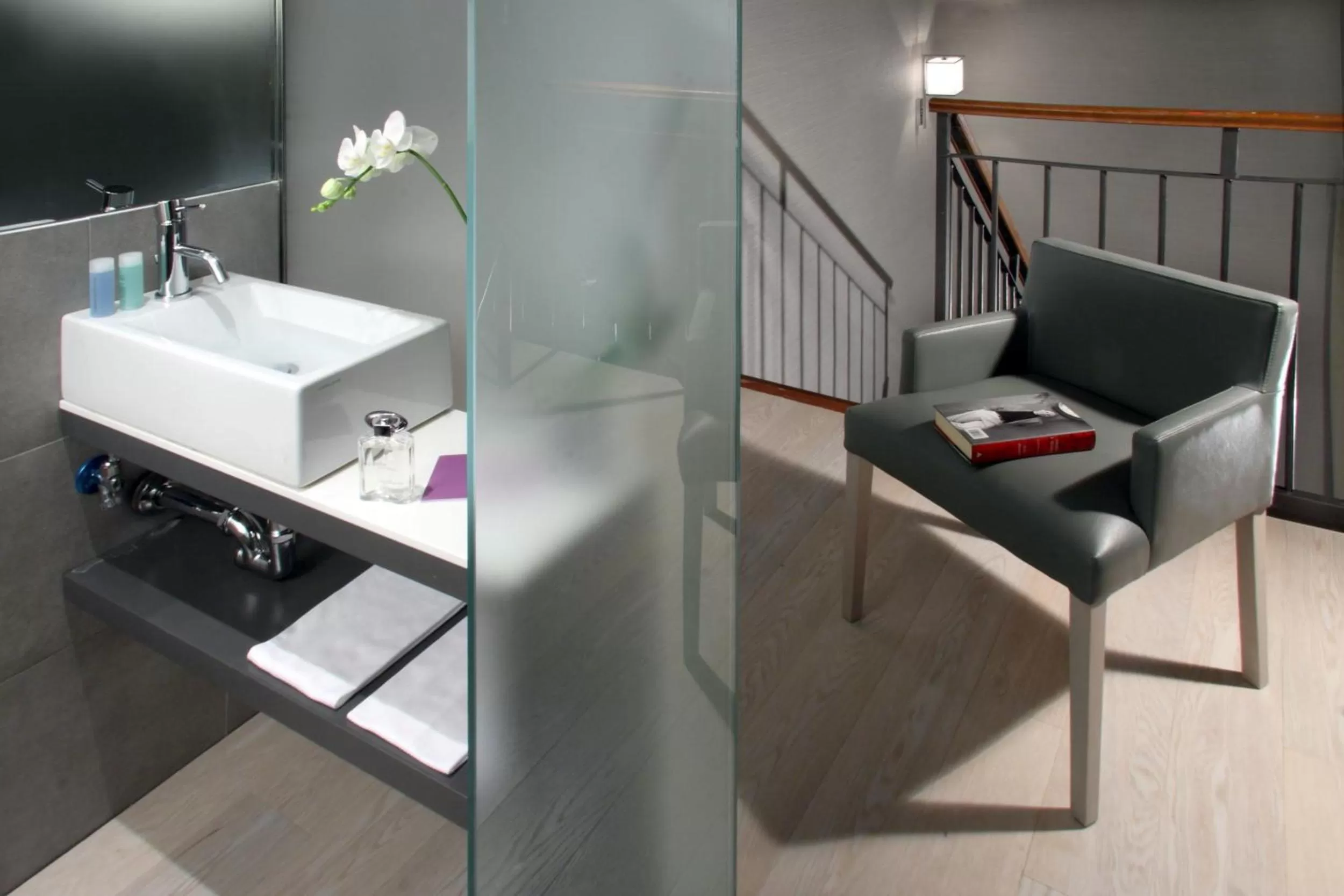 Toilet in Hotel Adriano