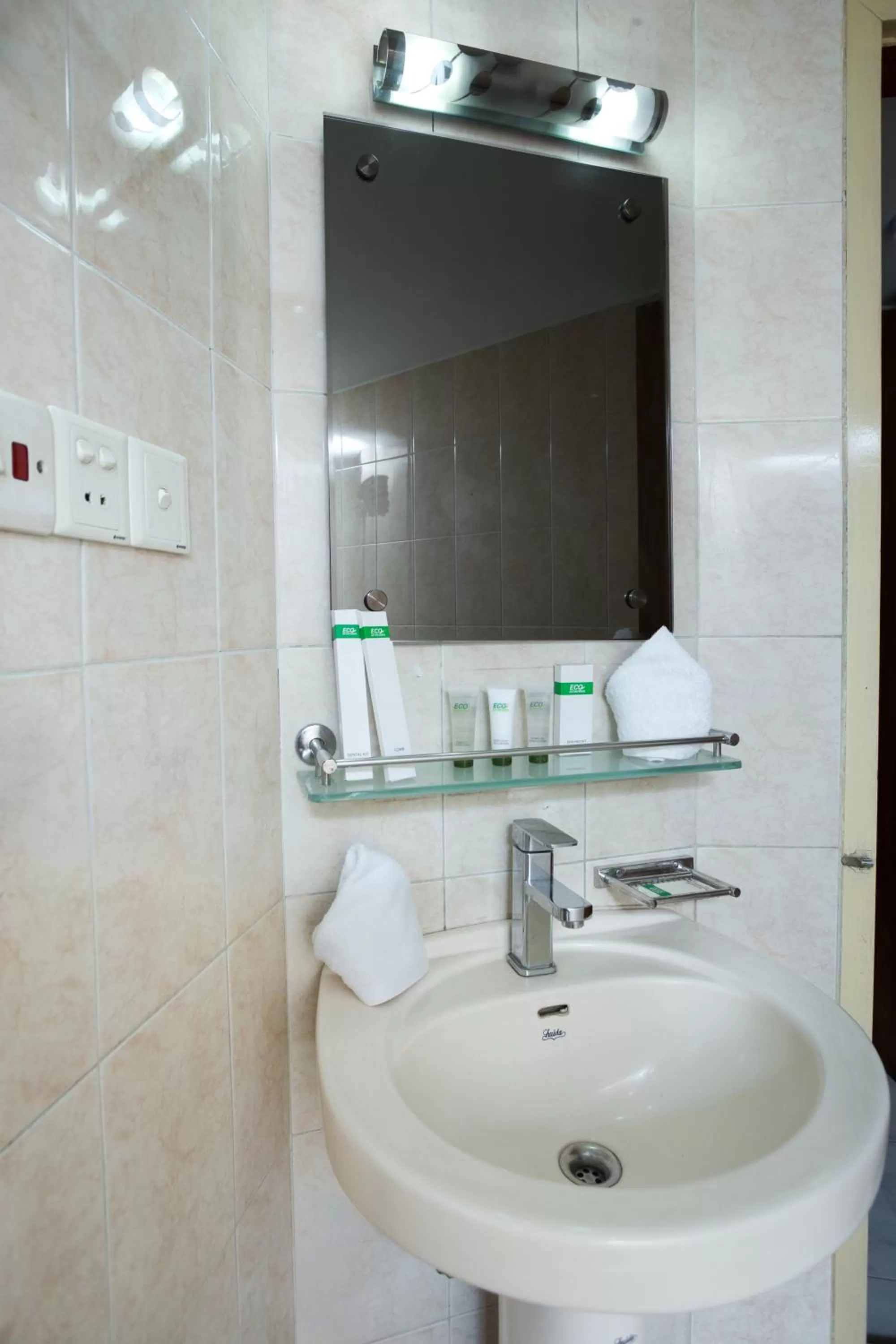 Bathroom in Memento Residence