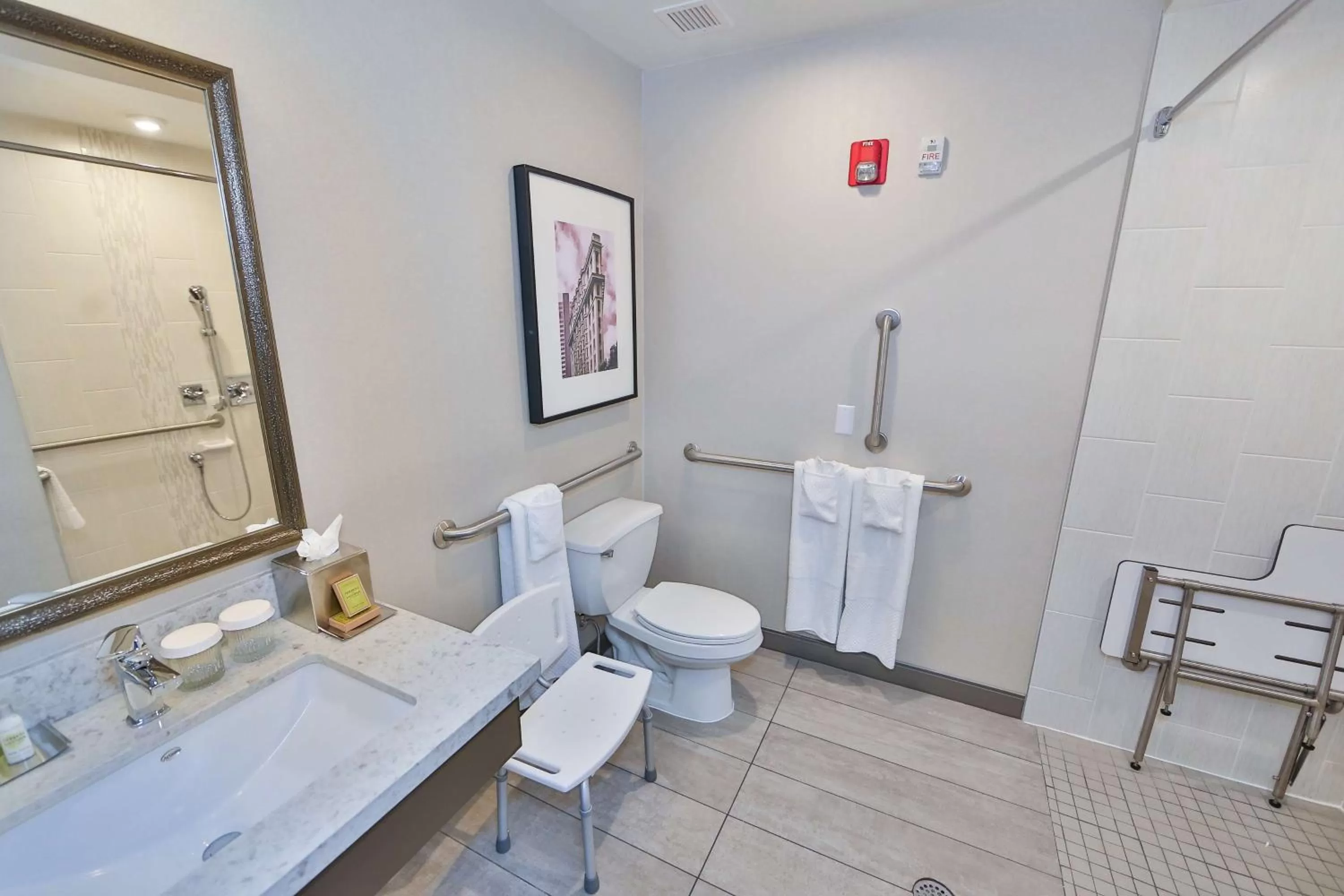 Bathroom in DoubleTree by Hilton Atlanta Alpharetta-Windward