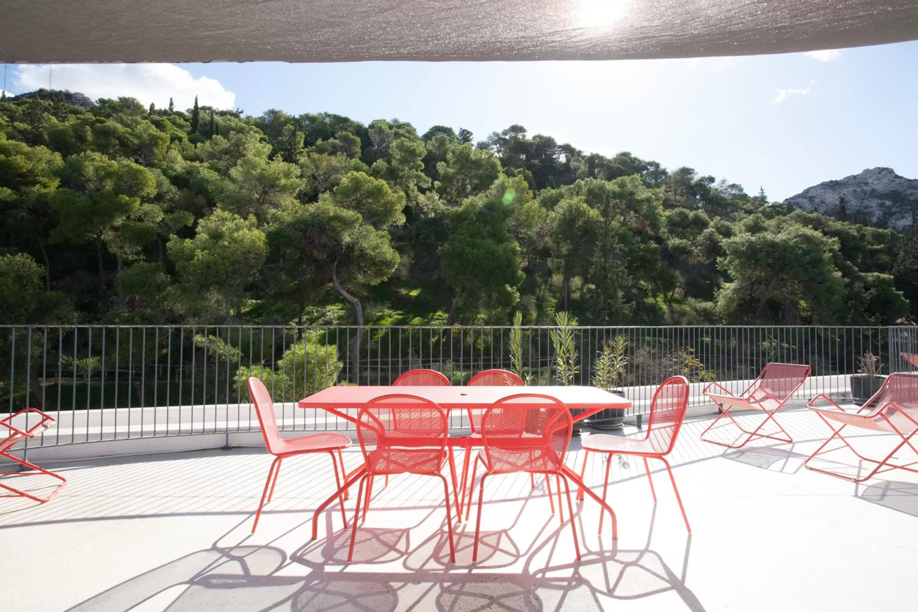 Balcony/Terrace in ZOIA The Hill by UPSTREET