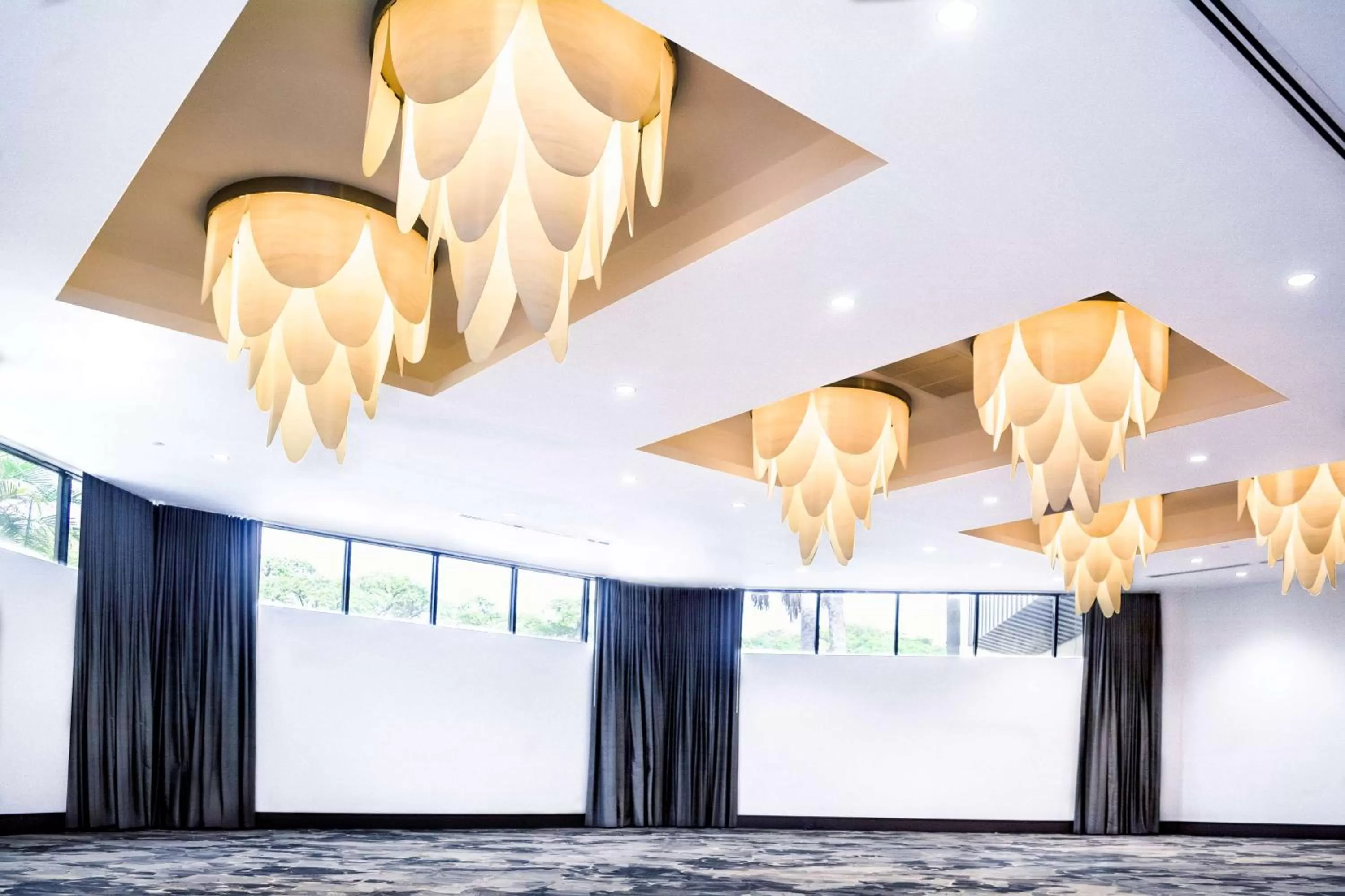 Meeting/conference room in DoubleTree by Hilton Hotel Miami Airport & Convention Center