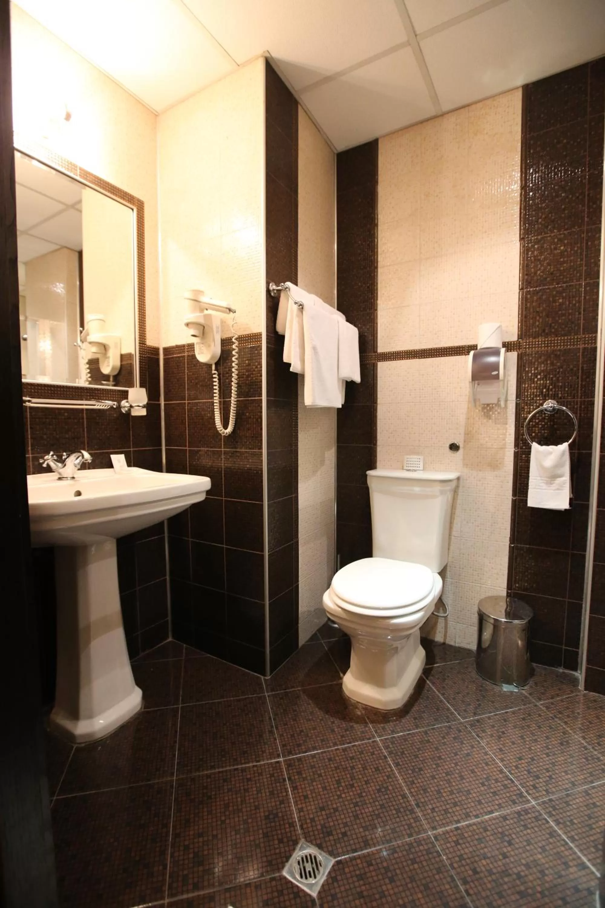 Bathroom in Hotel & Restaurant The House