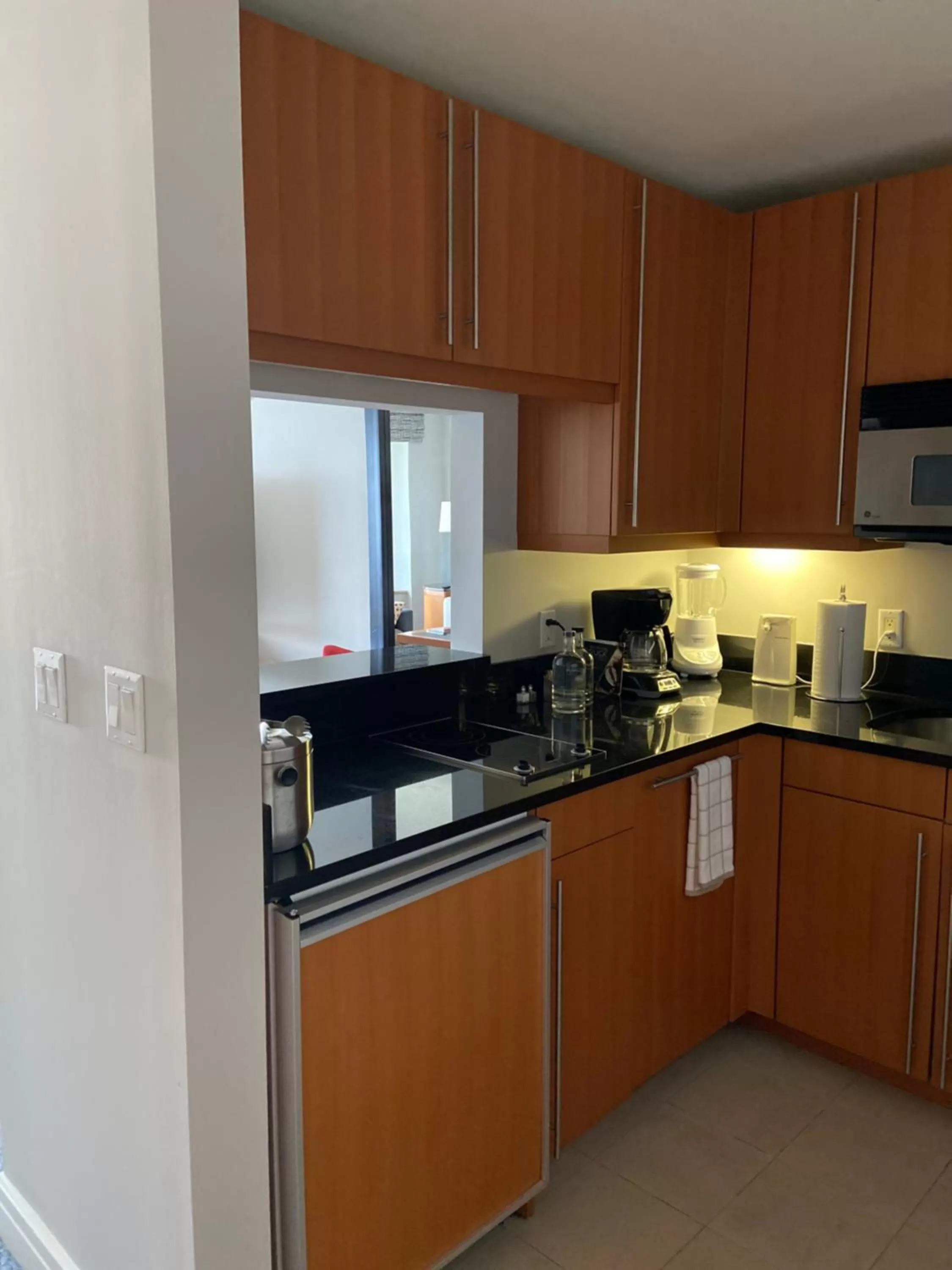 Kitchen or kitchenette, Kitchen/Kitchenette in Four Seasons Hotel Miami - Luxury Private Residences