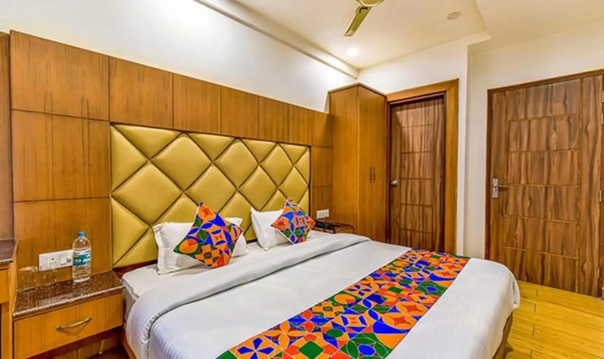 Deluxe Room - single occupancy in FabExpress Clock View 500M From The Mall Road Deluxe Room - single occupancy in FabExpress Clock View 500M From The Mall Road