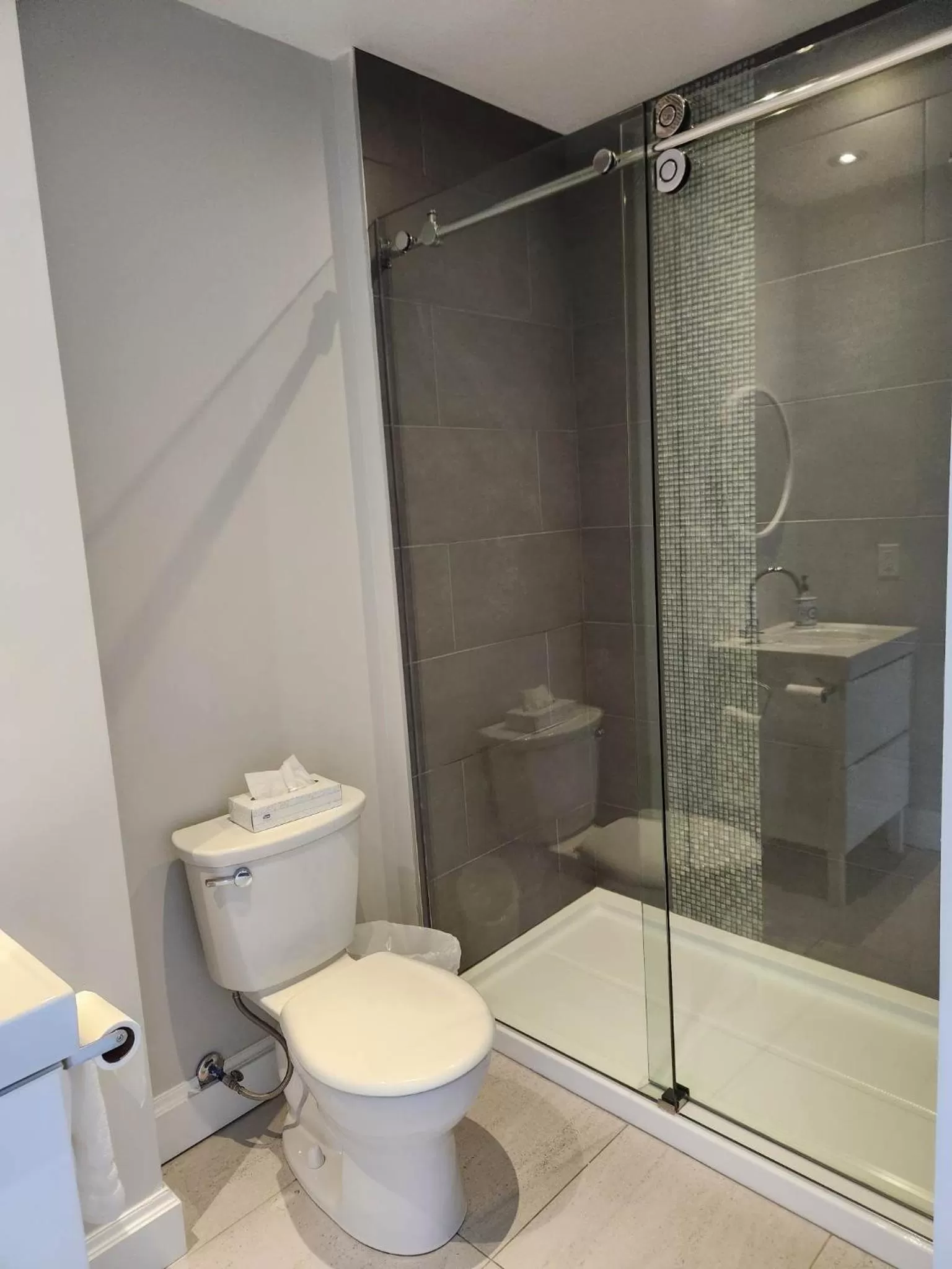 Bathroom in Les Suites KAISHI