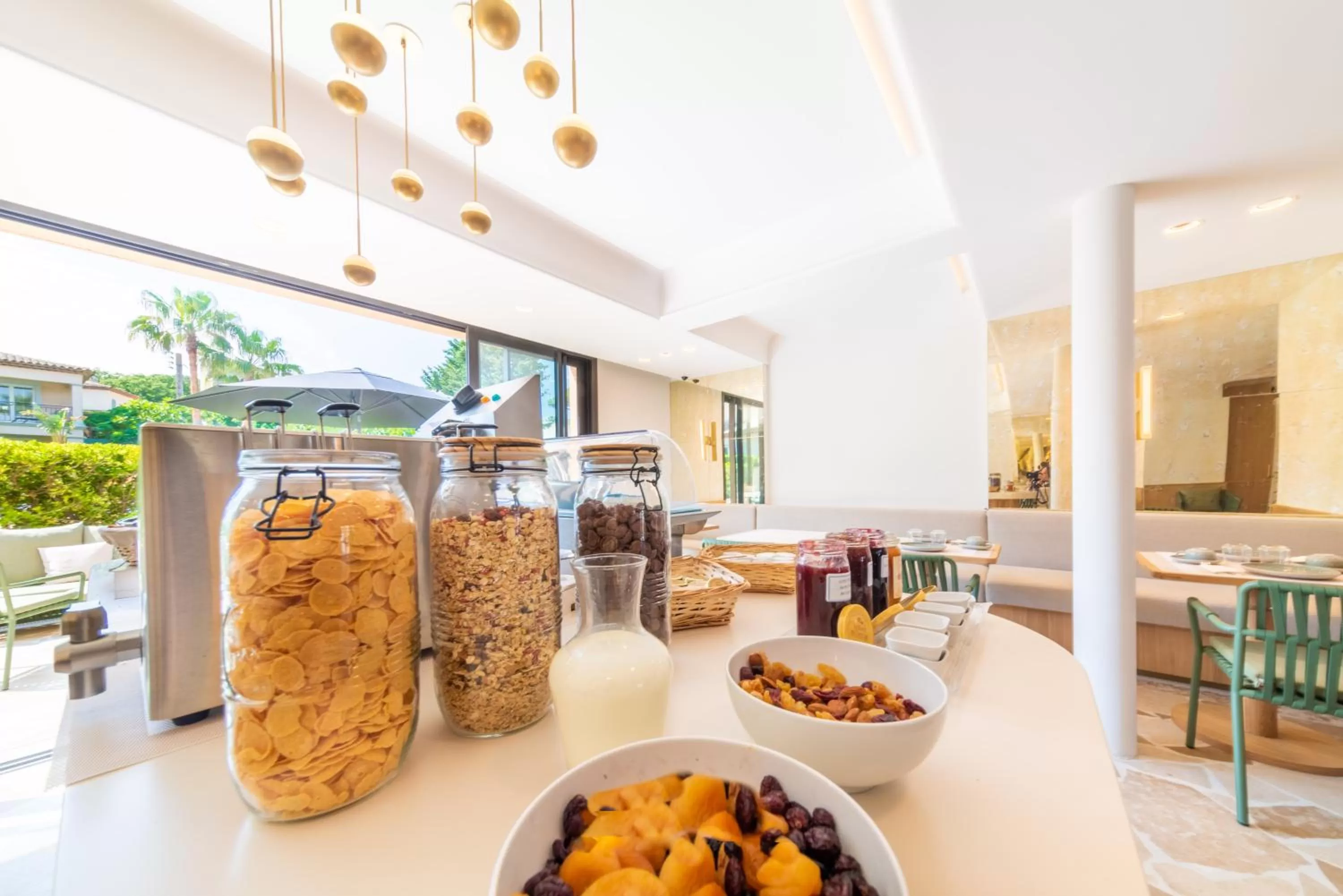 Food and drinks in Hotel Brin d'Azur - Saint Tropez