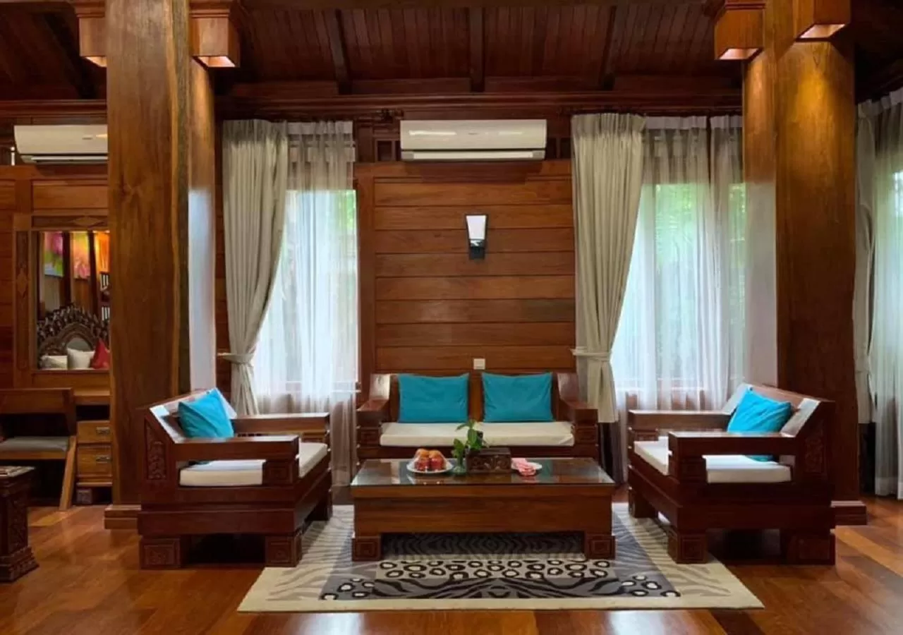 Living room in Try Palace Resort Kep