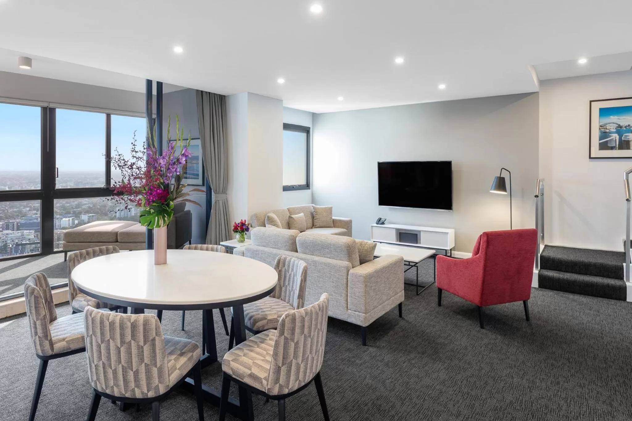 TV and multimedia in Meriton Suites Kent Street, Sydney