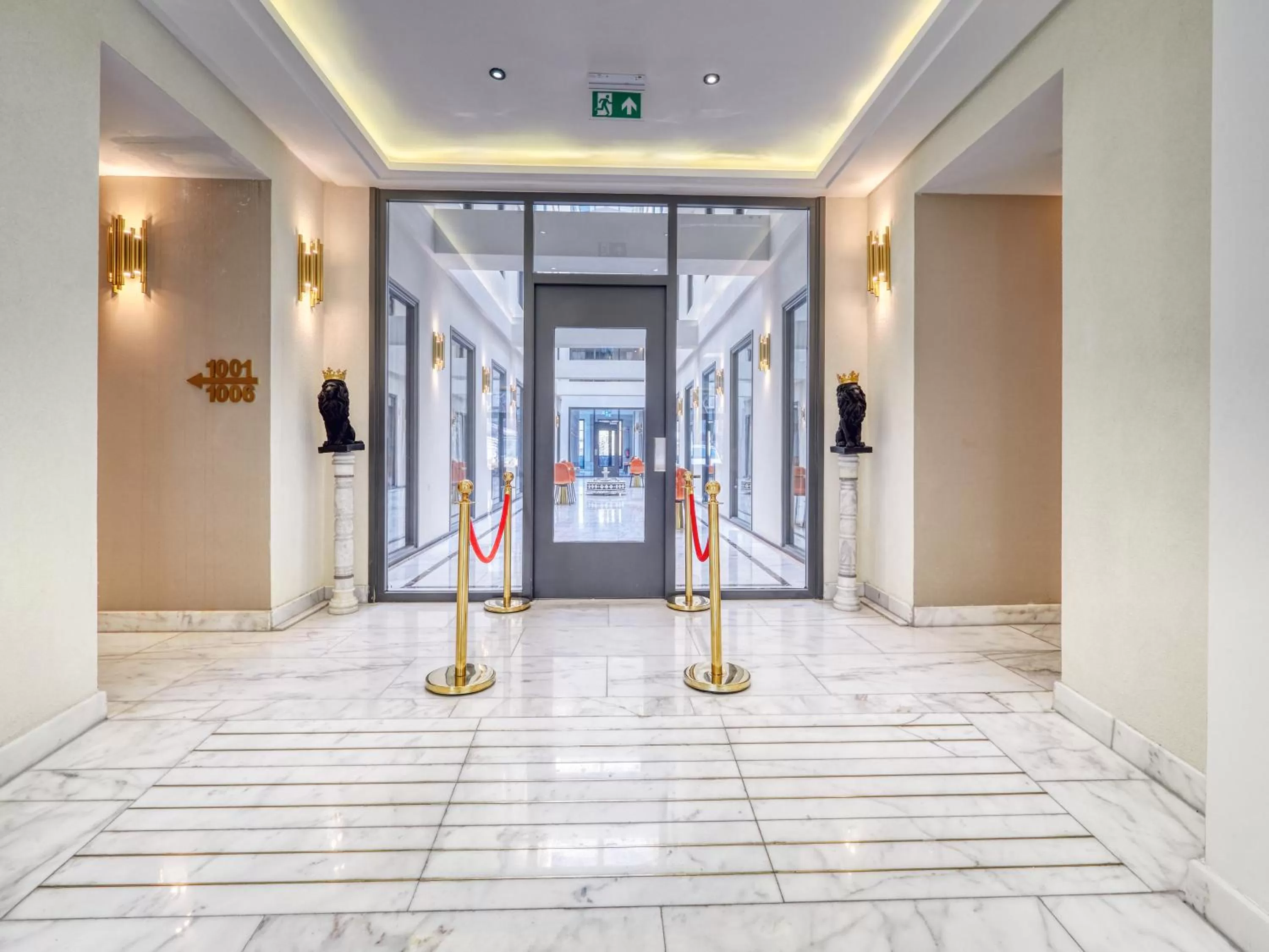 Lobby or reception in Triple G Hotels