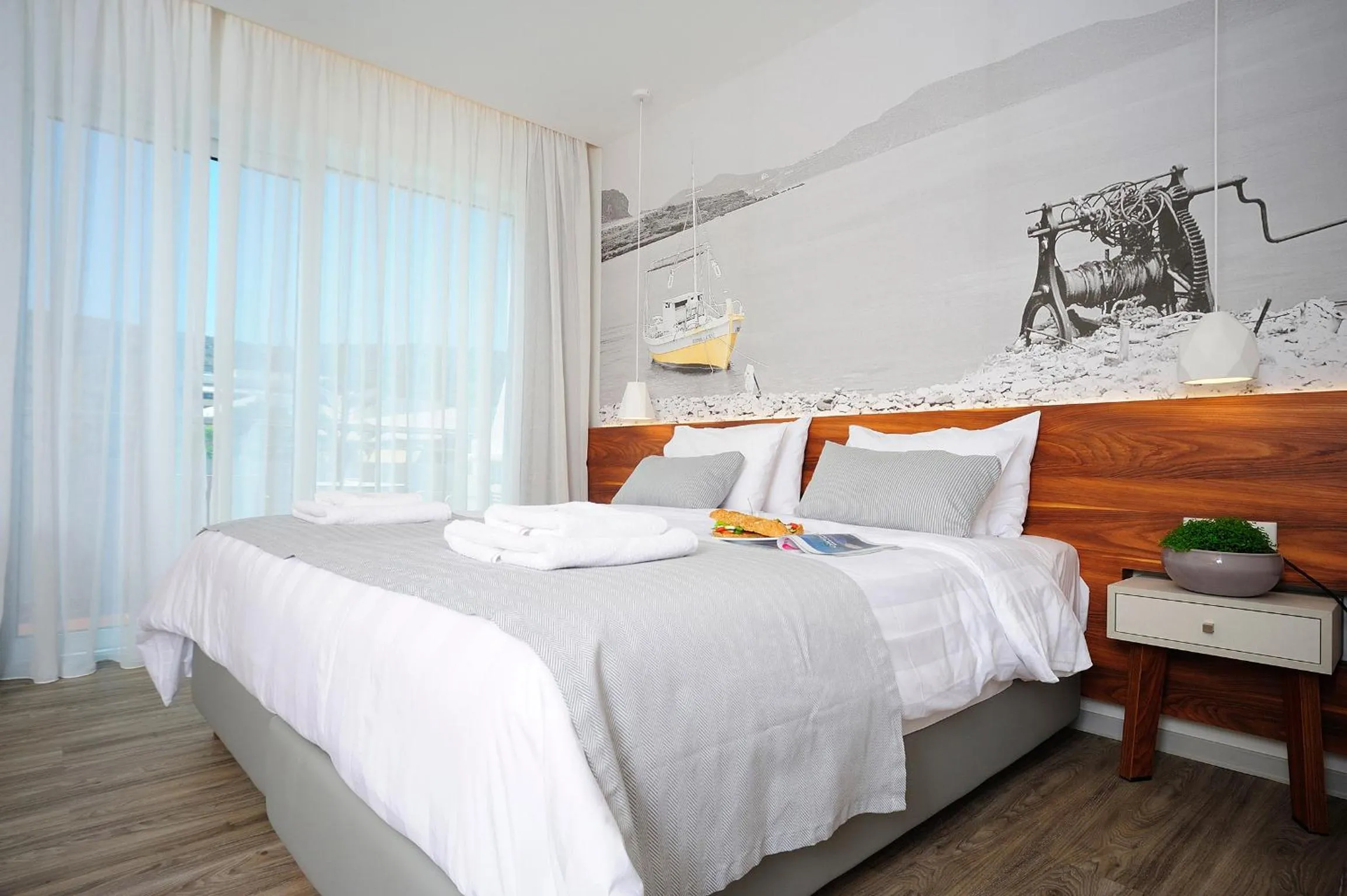 Photo of the whole room, Bed in Atrium Ambiance Hotel