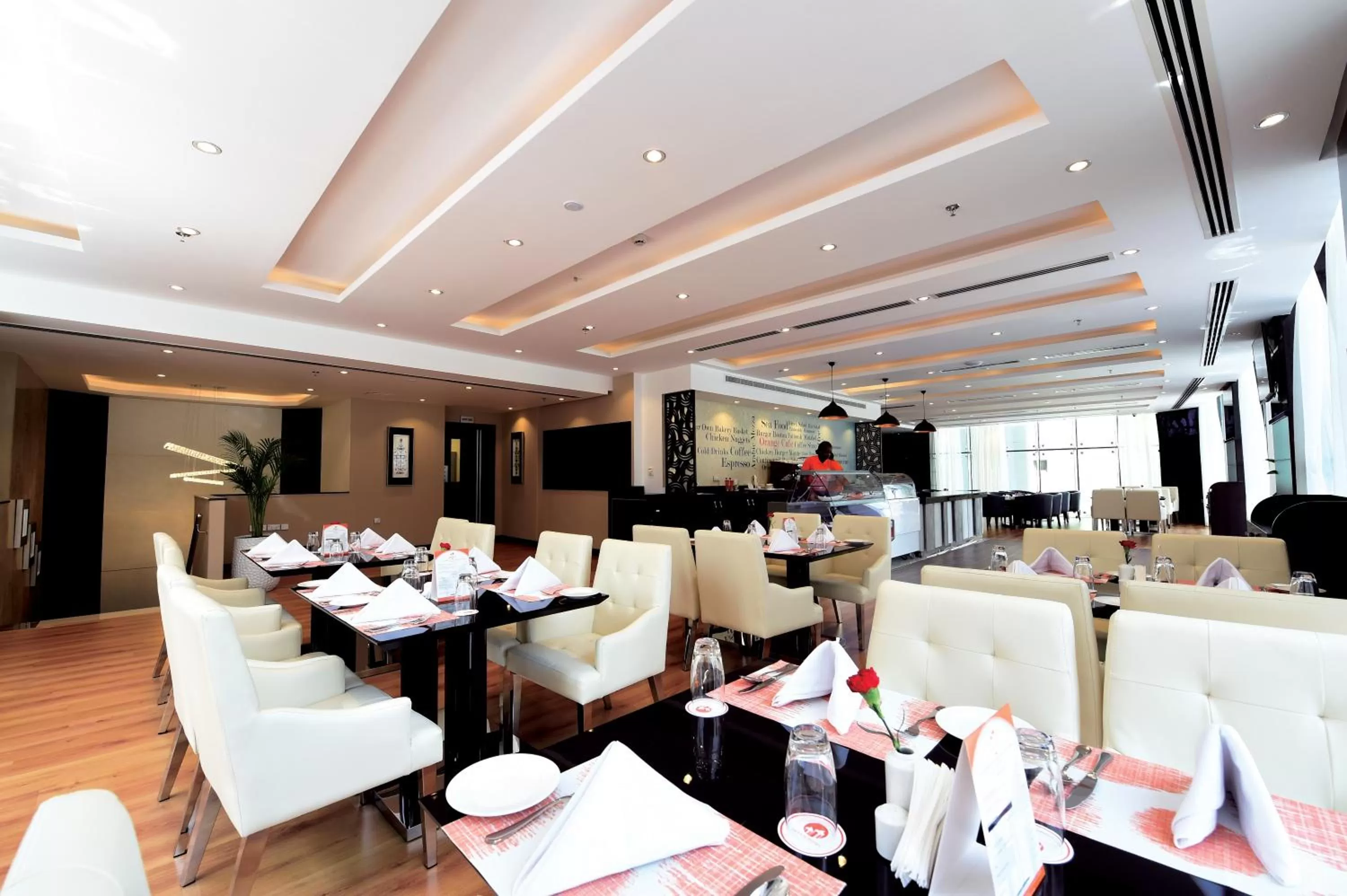 Restaurant/places to eat in Orange Suites Hotel