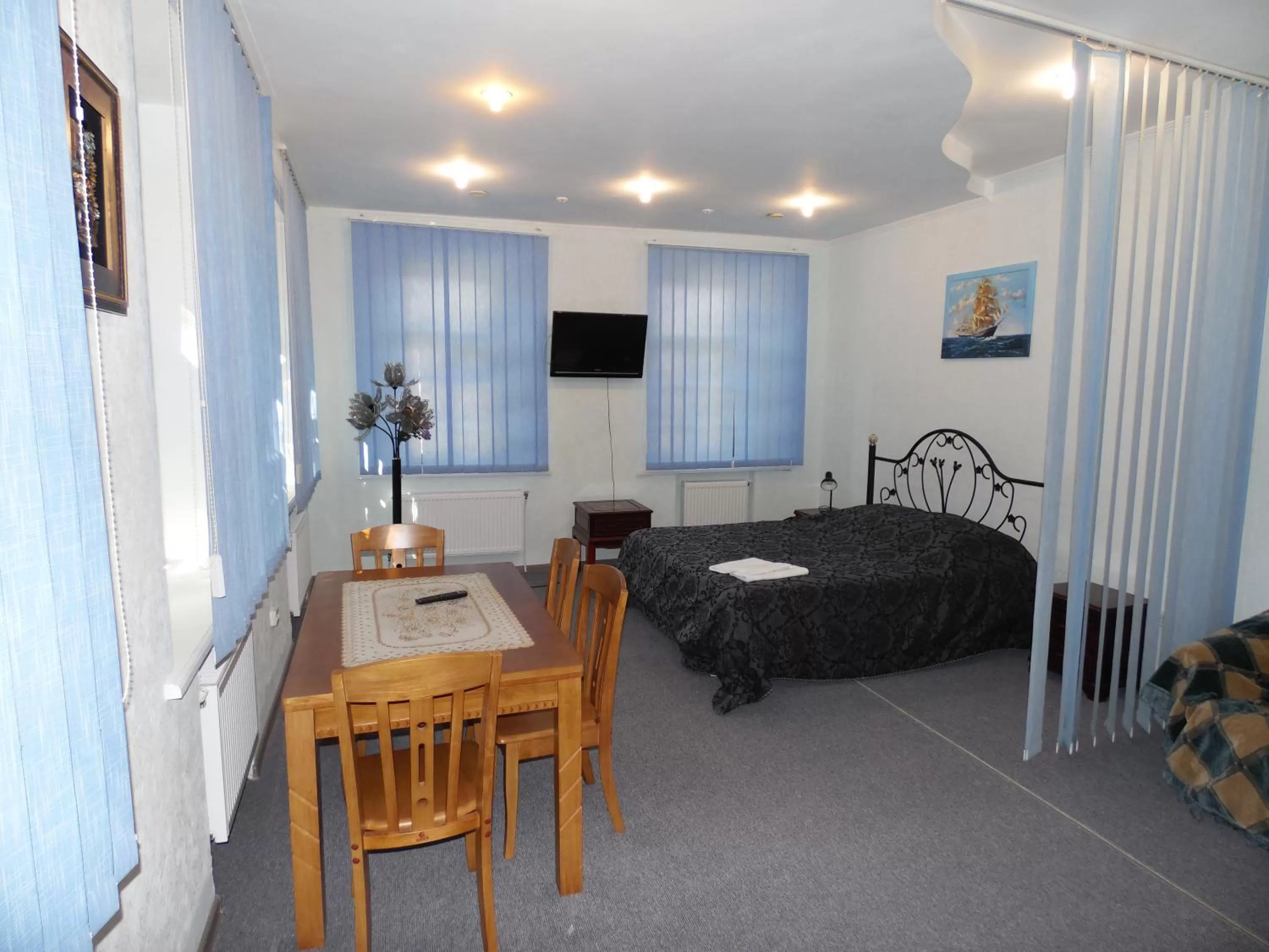 Bed in Na Admirala Makarova