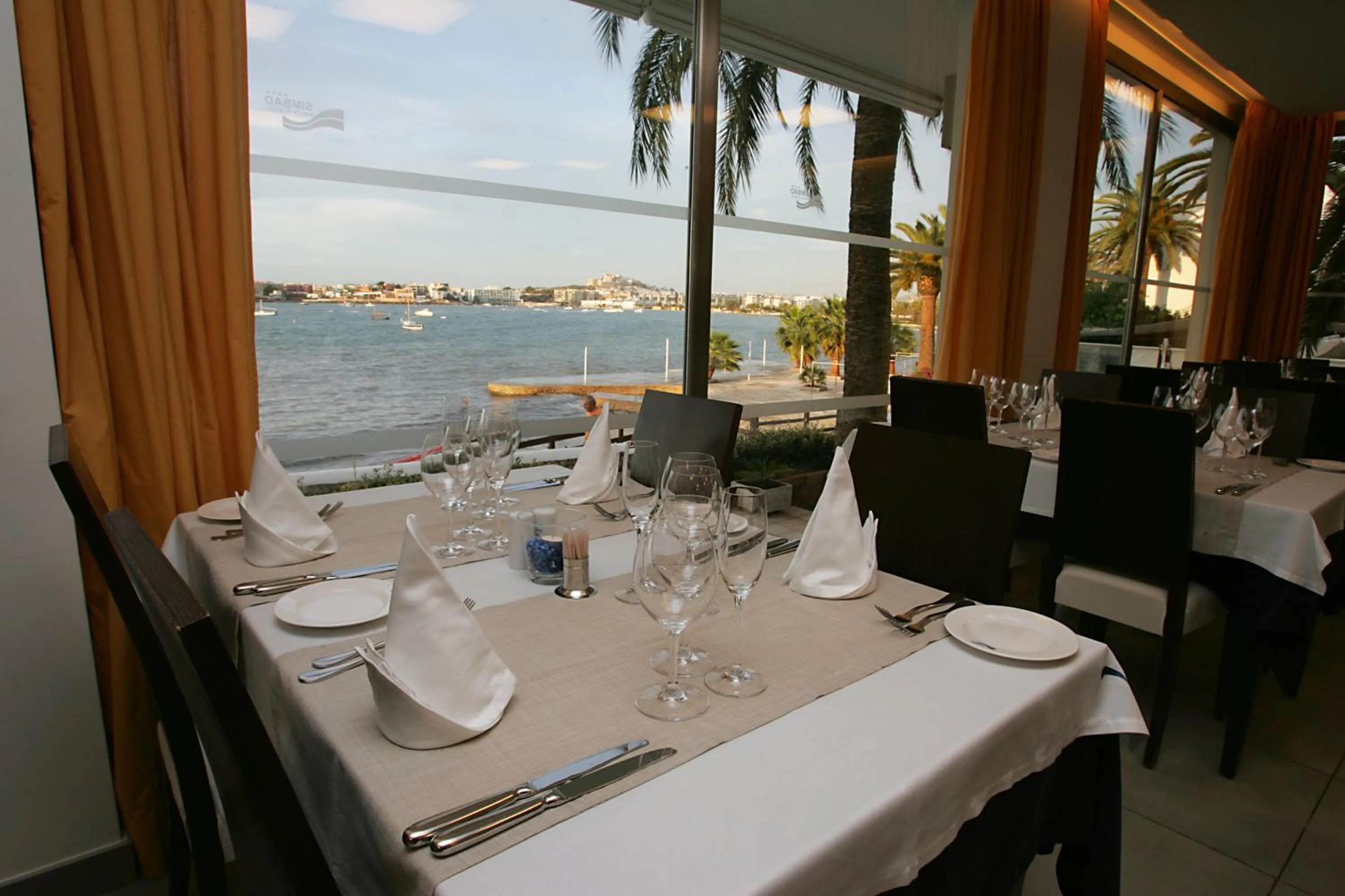 Restaurant/places to eat in Hotel Simbad Ibiza