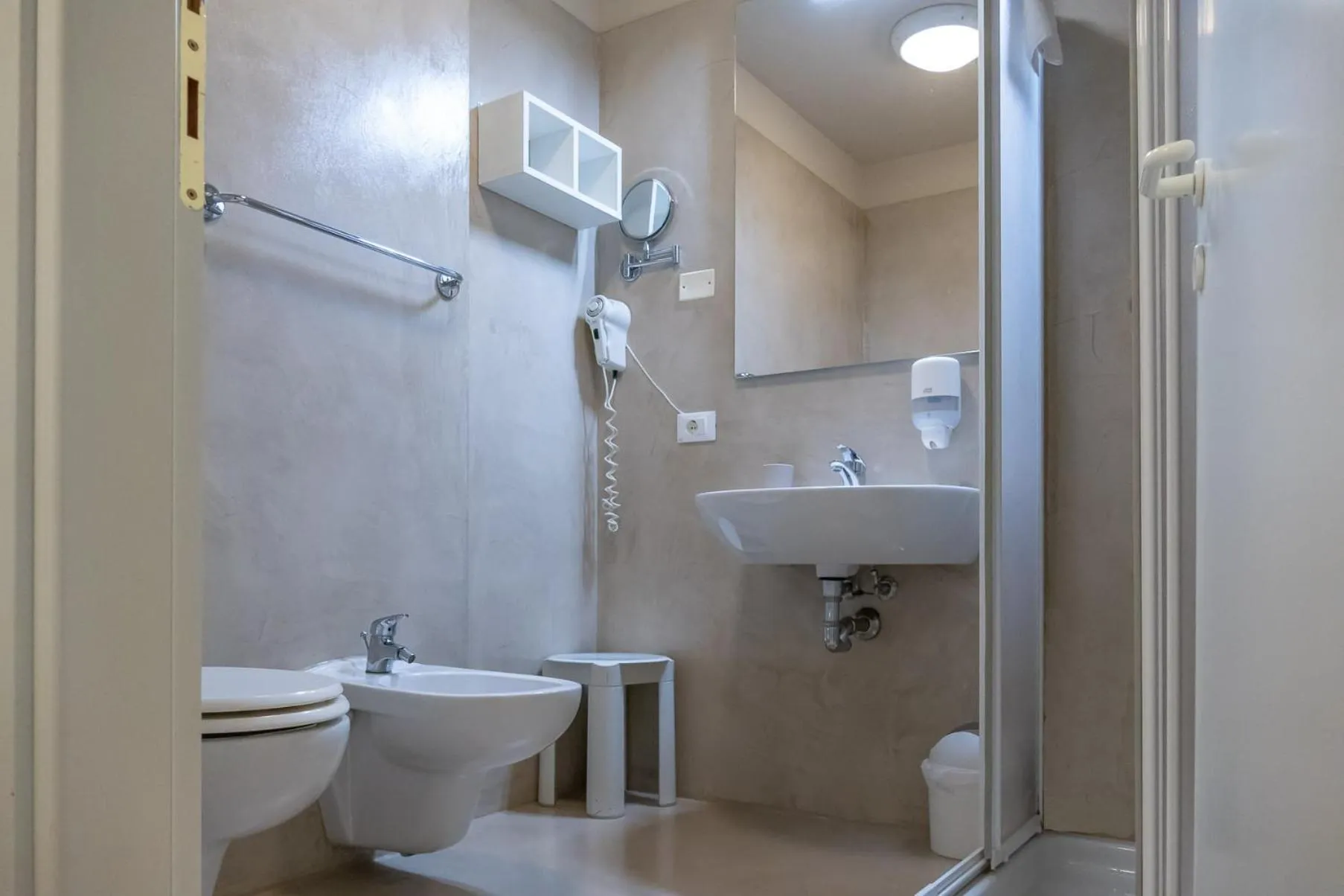 Toilet in Hotel Venezia Park - ENJOY HOLIDAY