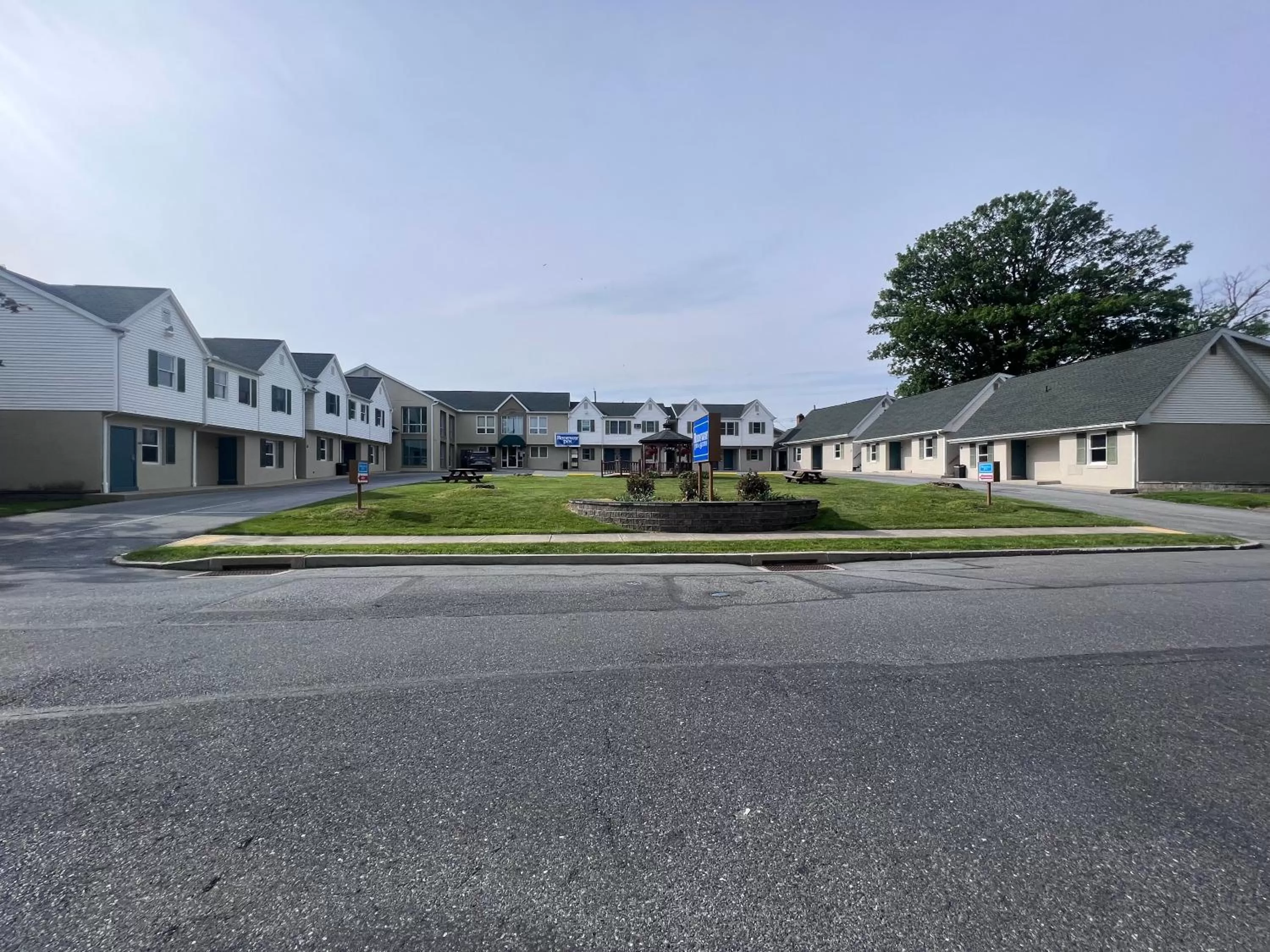 Rodeway Inn & Suites Hershey Chocolate Avenue