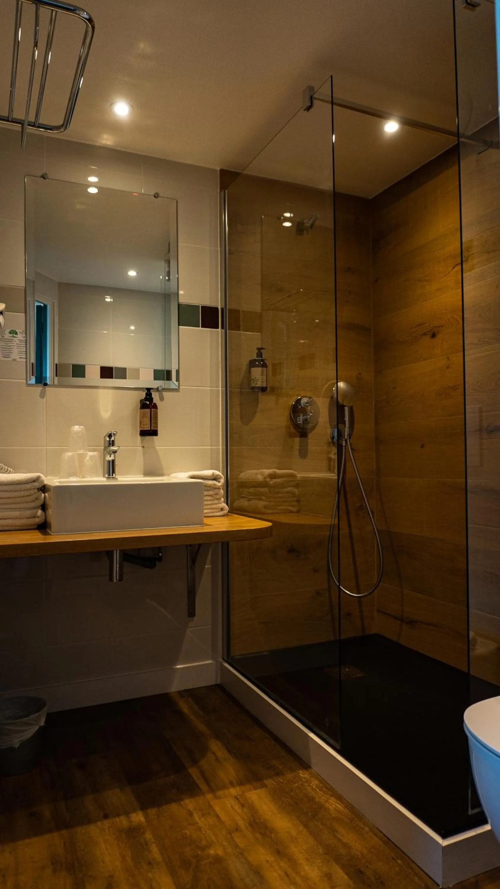 Bathroom in Hôtel Vauban
