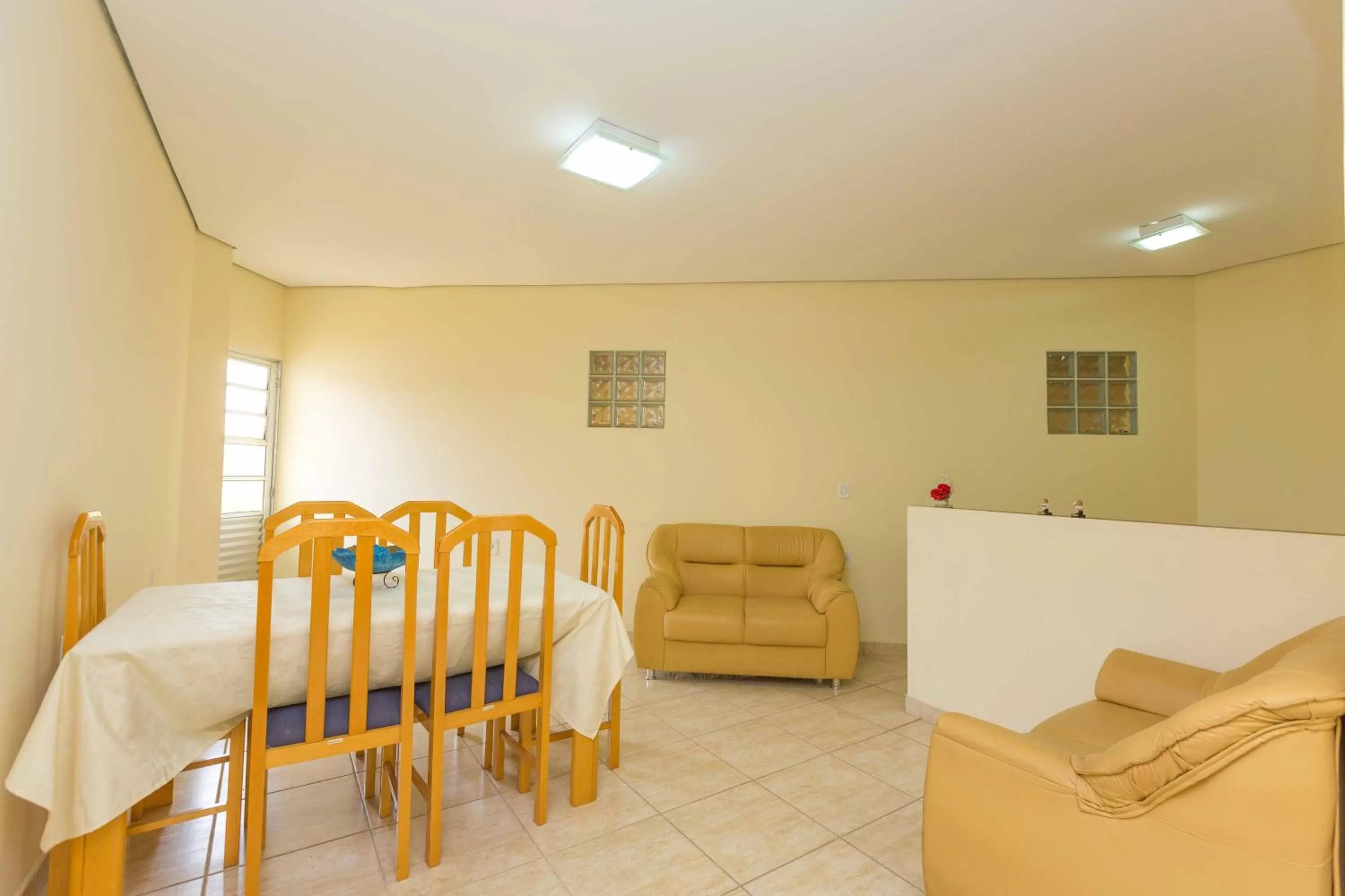 Restaurant/places to eat in Pousada F7