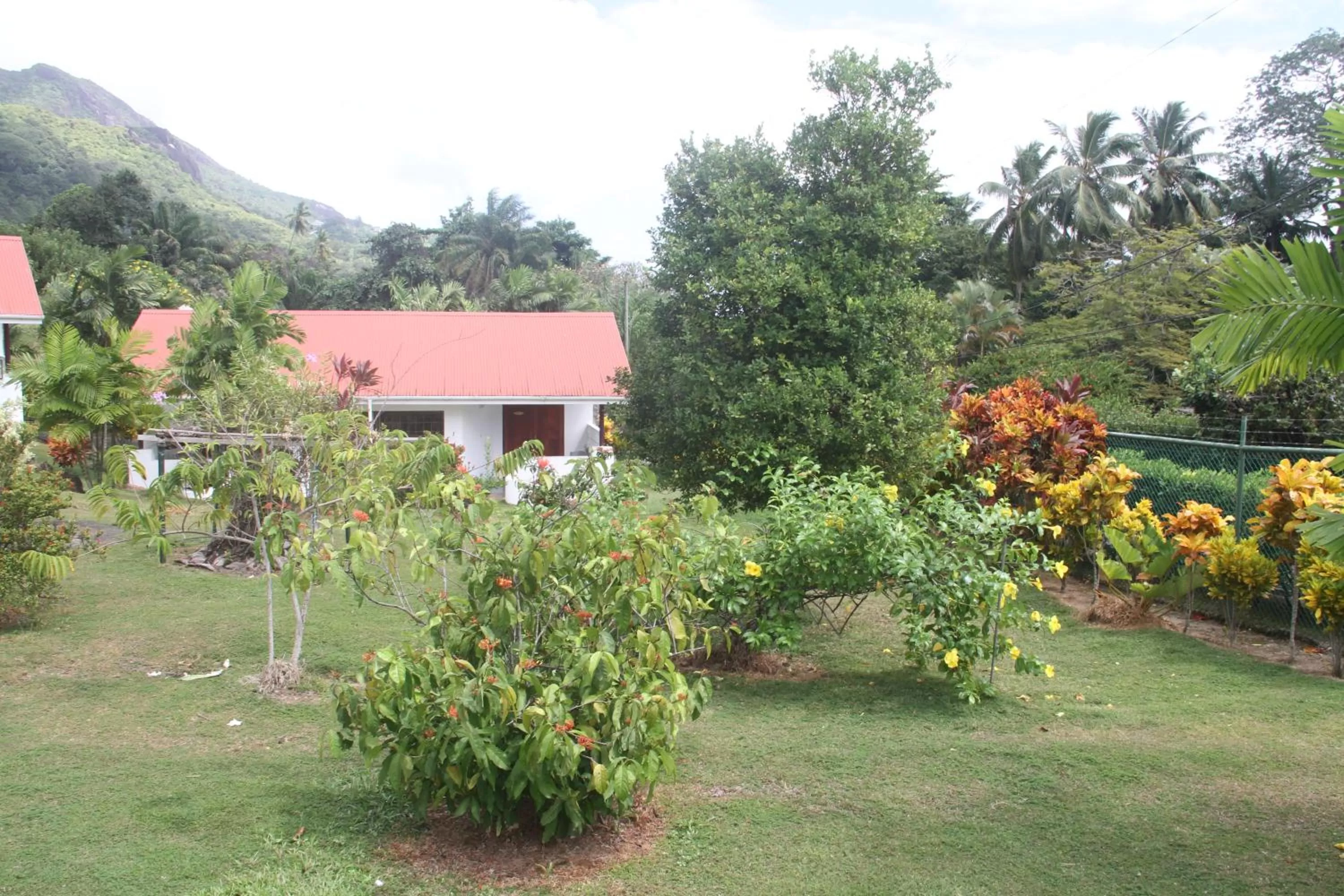 Garden view, Property Building in Daniella's Bungalows