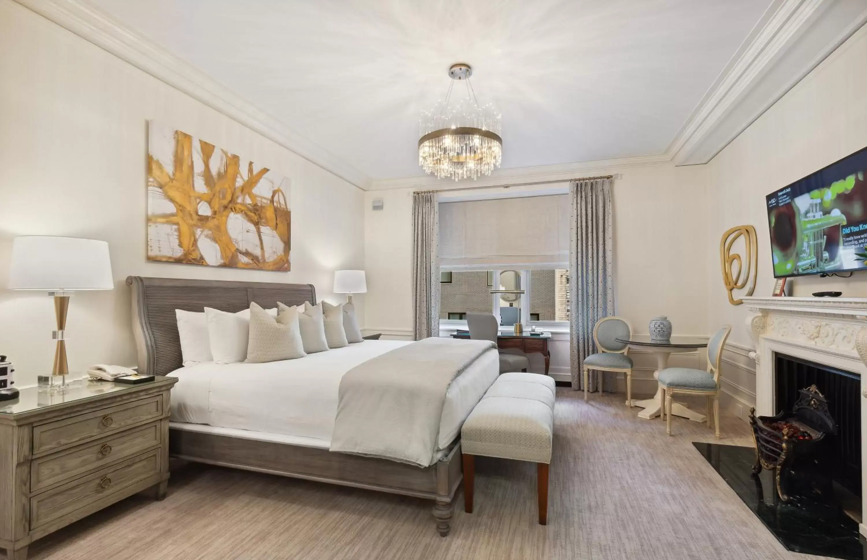 Interior King Room in The Sherry Netherland Interior King Room in The Sherry Netherland