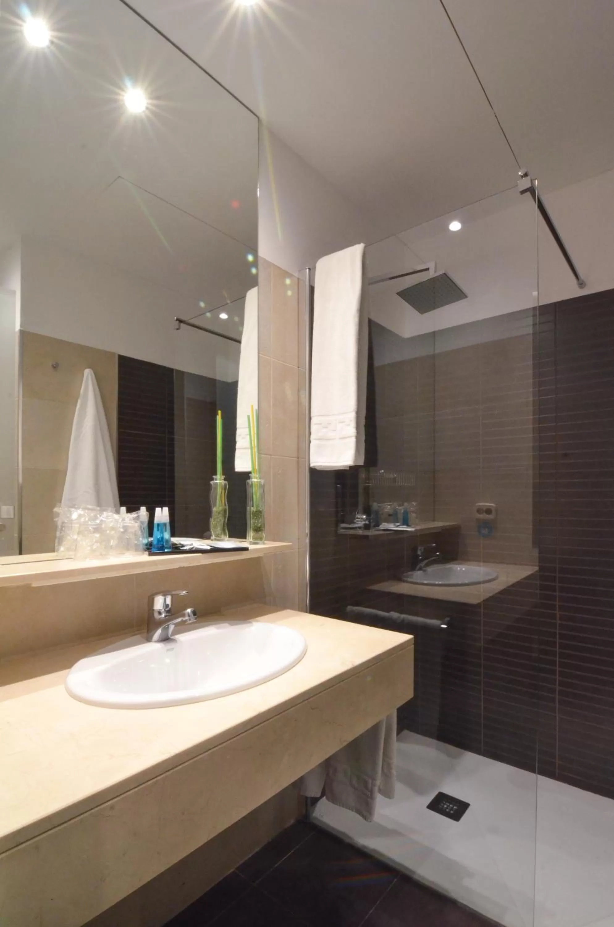 Bathroom in Hotel Miau