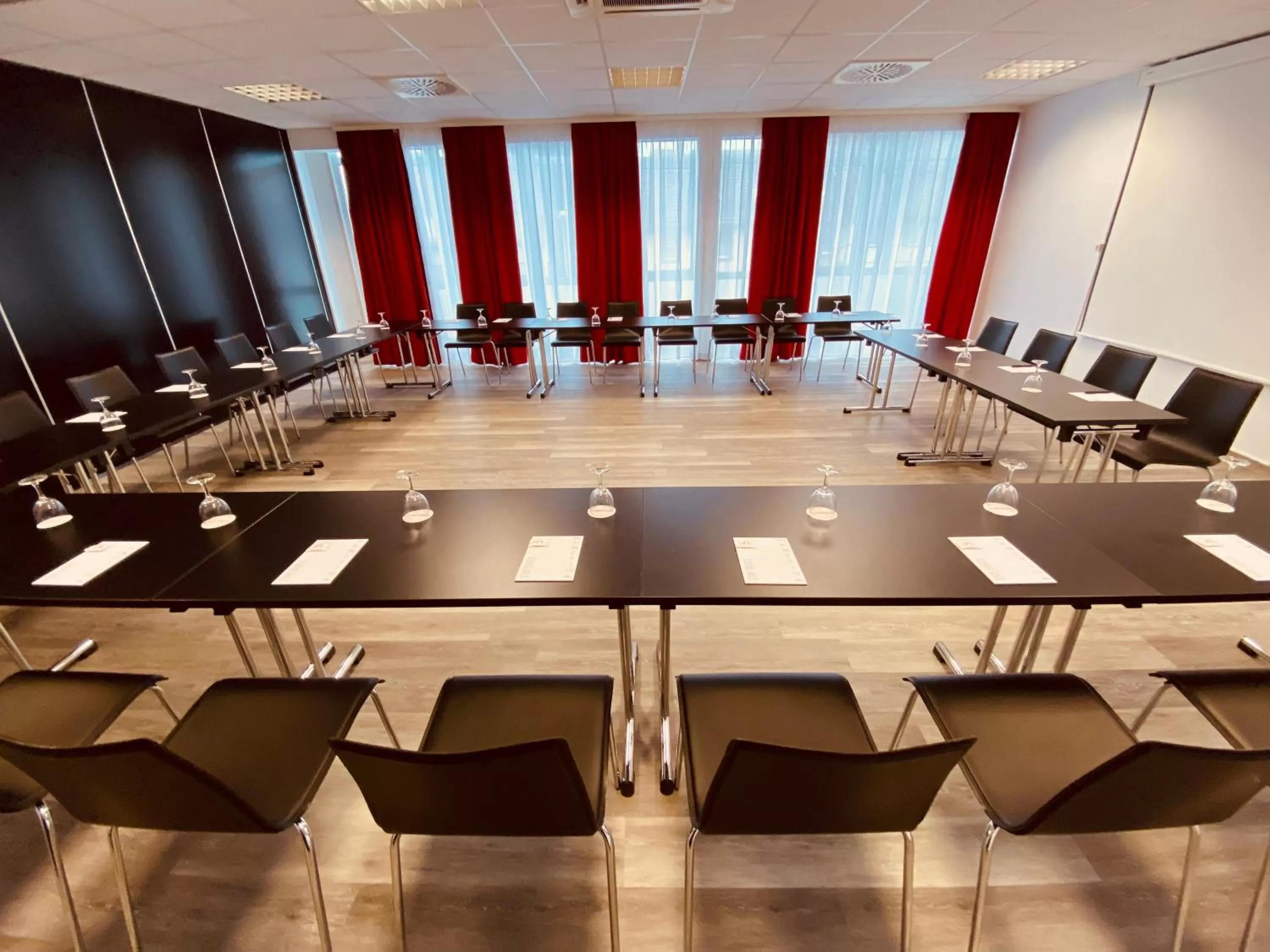 Meeting/conference room in DORMERO Hotel Bretten