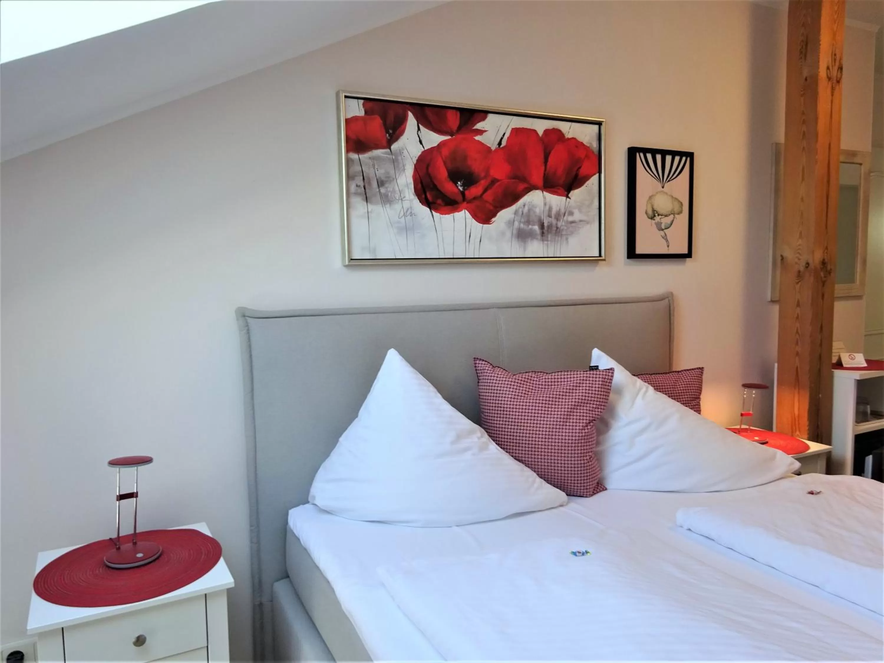 Bedroom, Bed in Hotel Pension Zur Fährbrücke