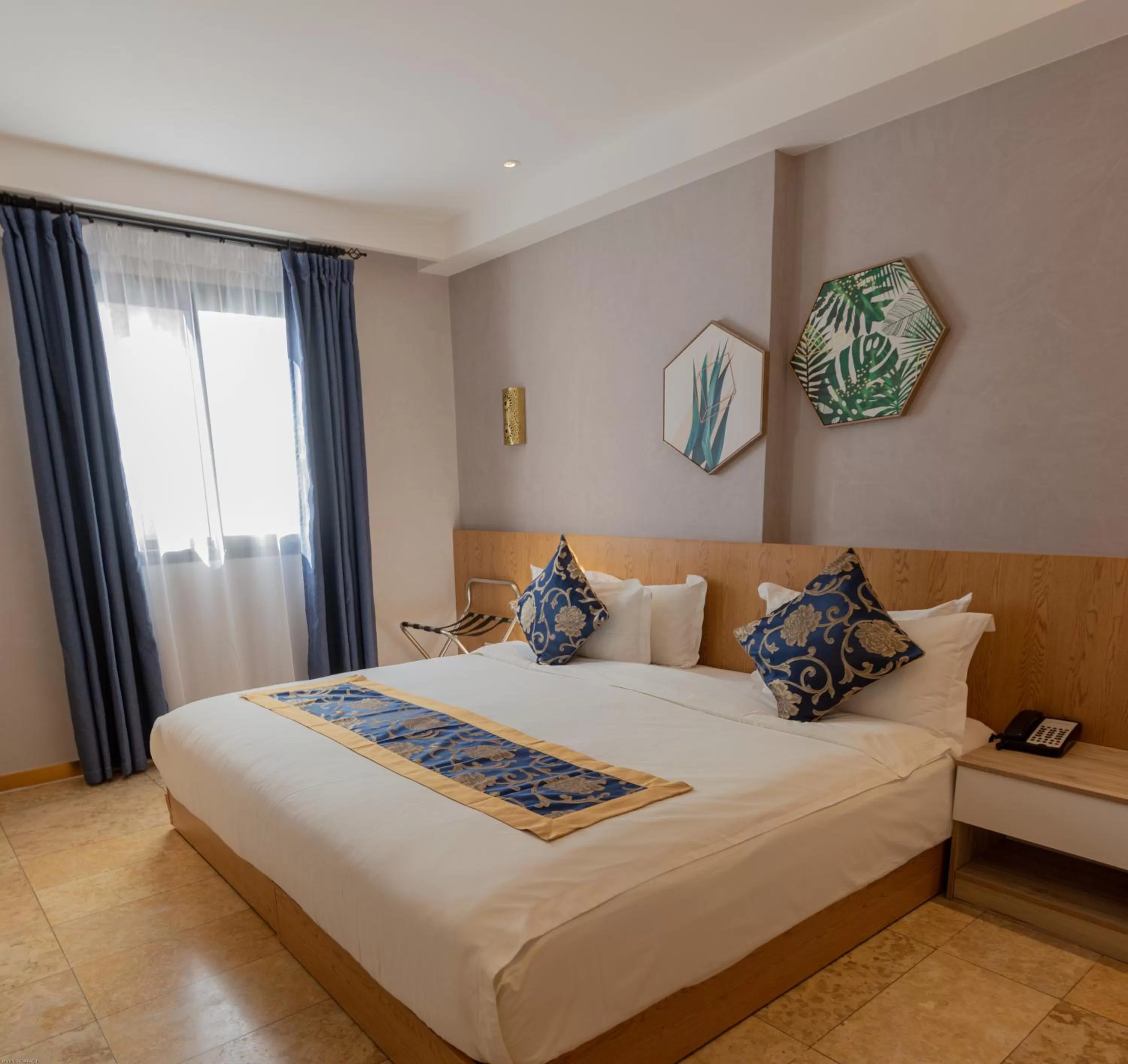 Property building, Bed in VANCII Hotel