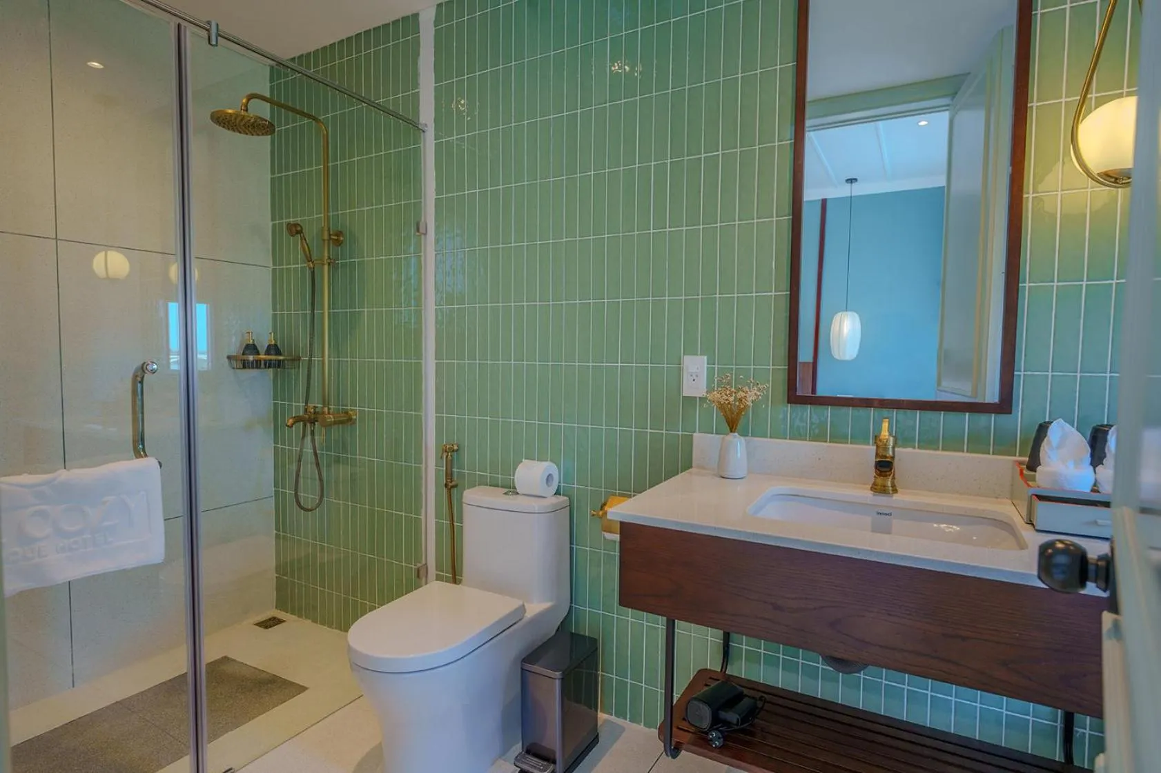 Shower in Cozy An Boutique Hotel Hoian