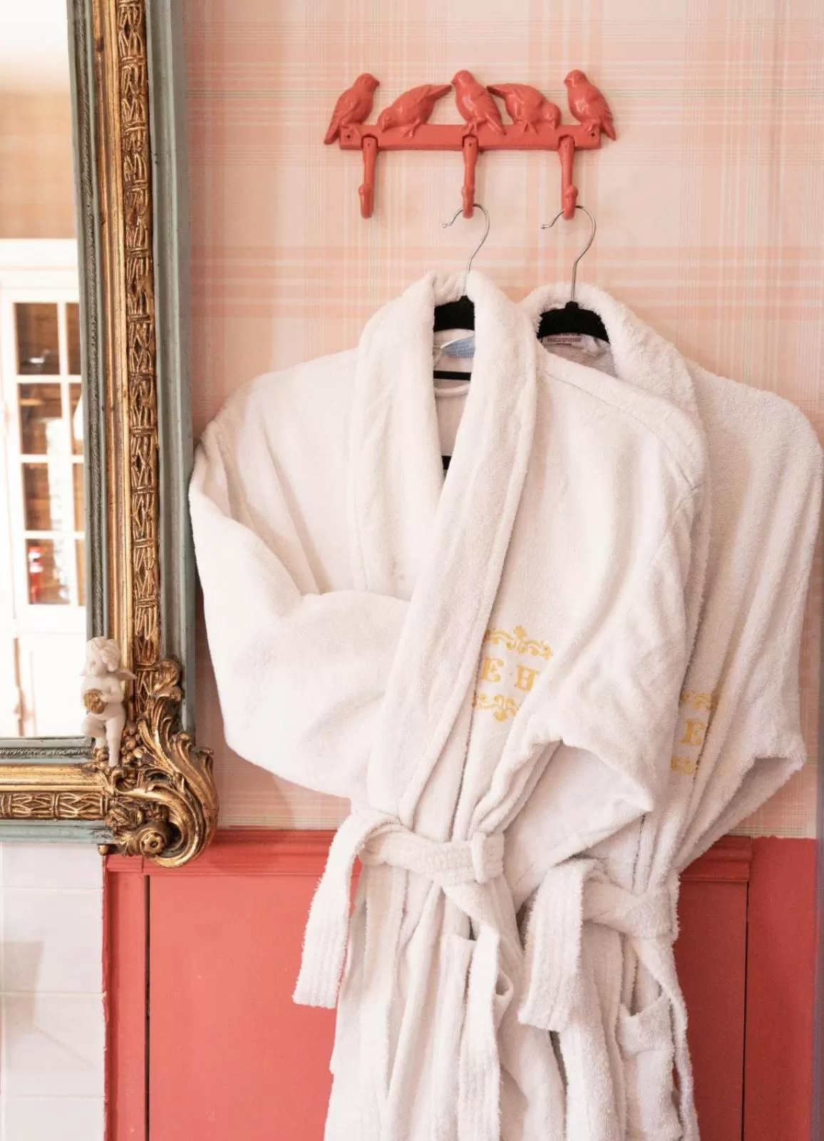 Decorative detail in The Elliot - Adults only