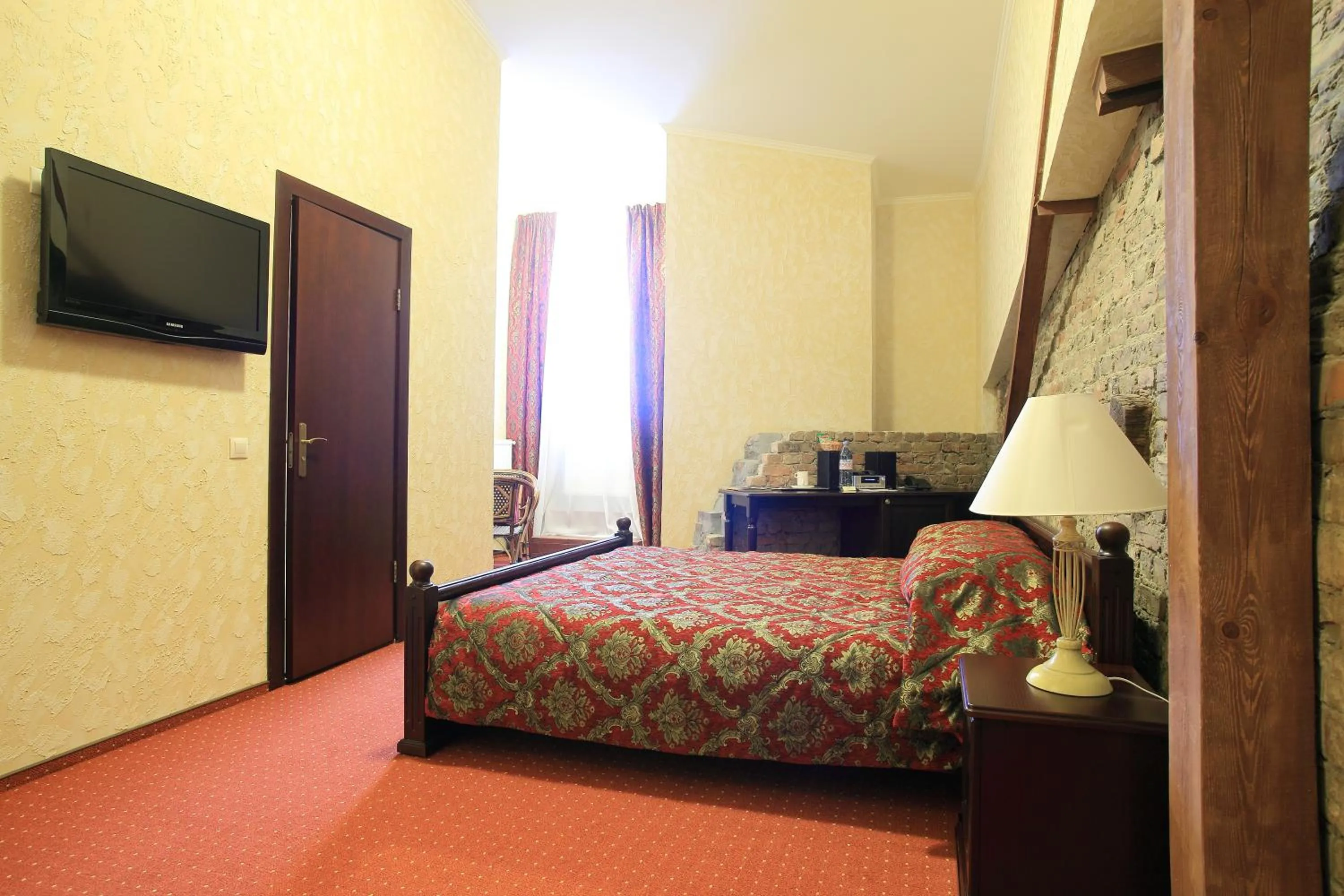 Photo of the whole room, Bed in Boutique Hotel Monte Kristo