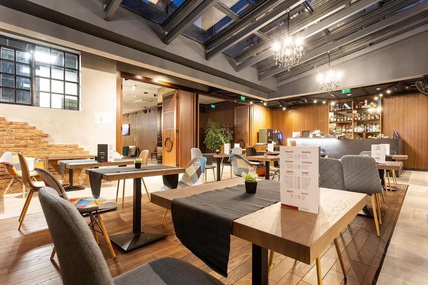 Restaurant/places to eat in Abrazo Sofia Hotel by HMG