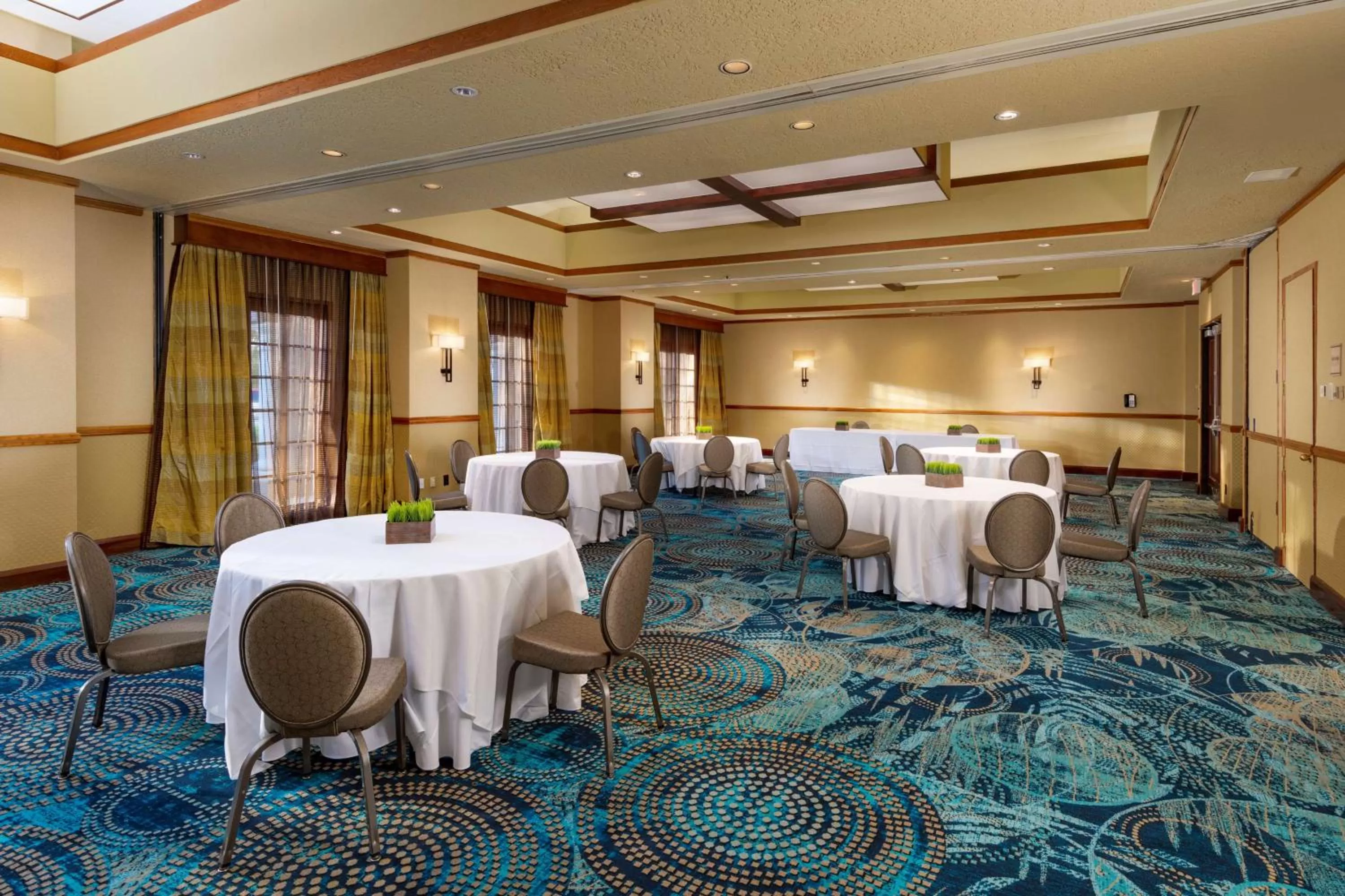 Meeting/conference room in Doubletree by Hilton Phoenix Mesa