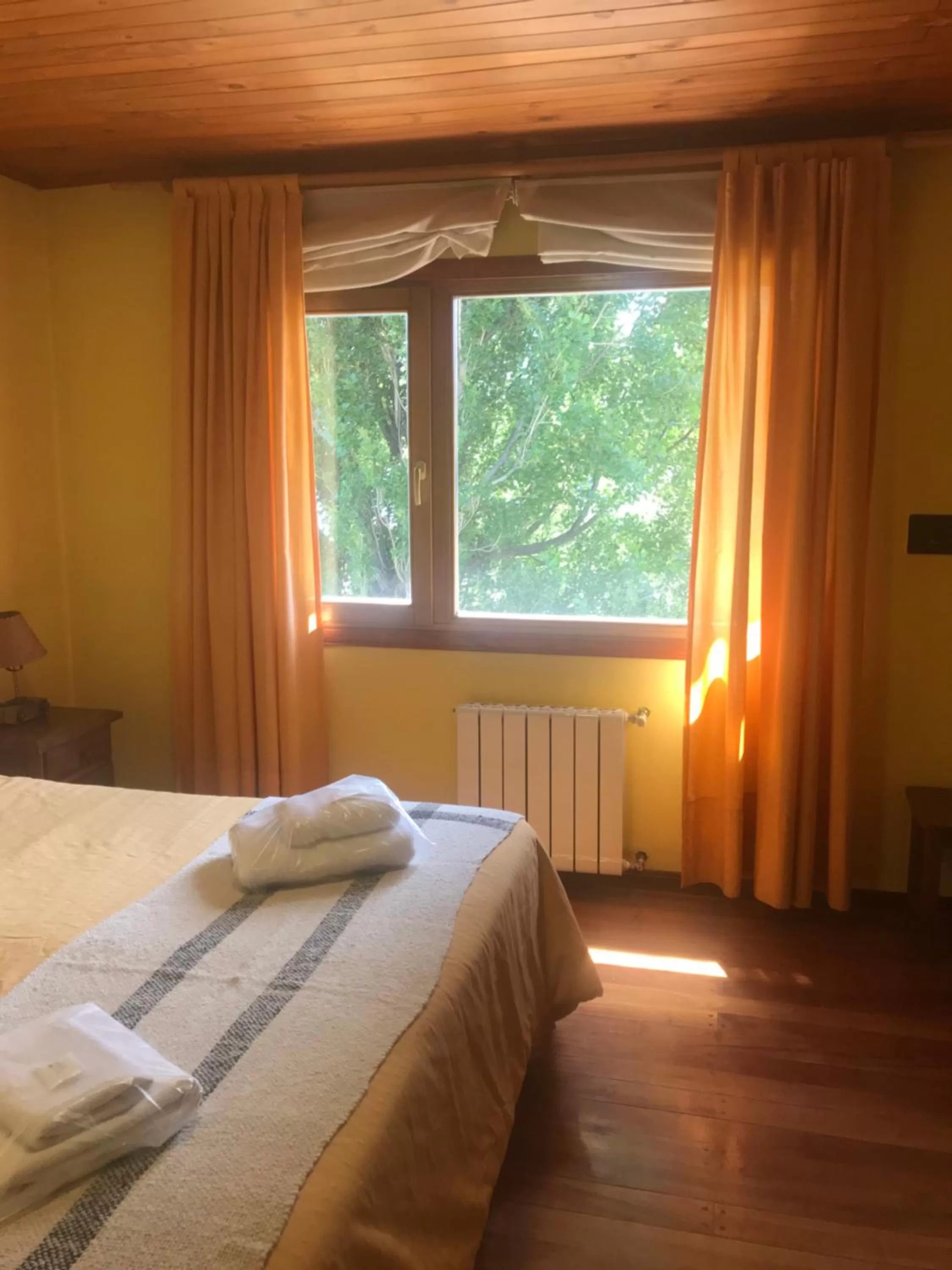 Bedroom, Bed in Hosteria Miyazato Inn