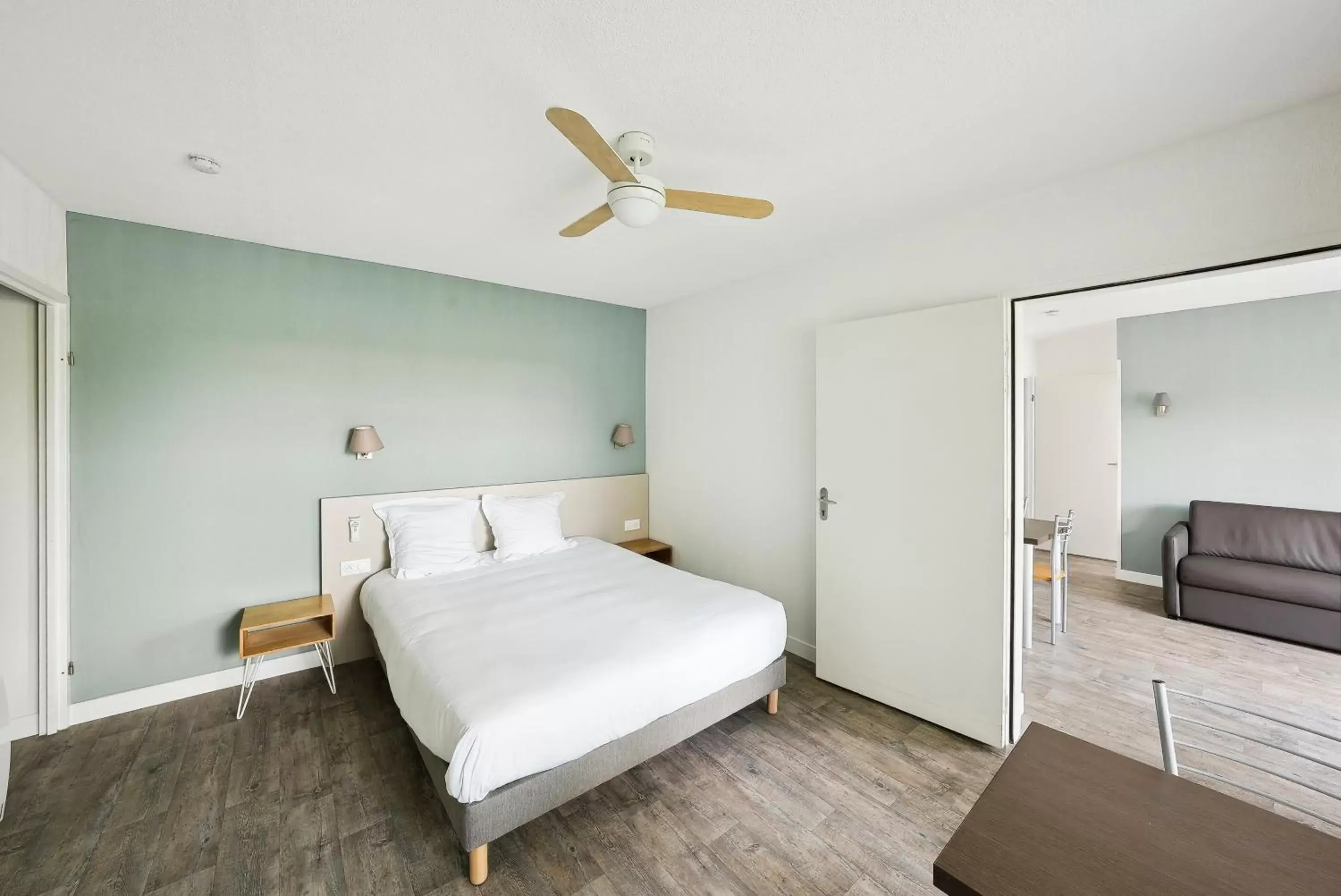 Connecting Suite (Studio + Apartment) in All Suites Appart Hôtel - Bassin d'Arcachon - Dune du Pilat Connecting Suite (Studio + Apartment) in All Suites Appart Hôtel - Bassin d'Arcachon - Dune du Pilat