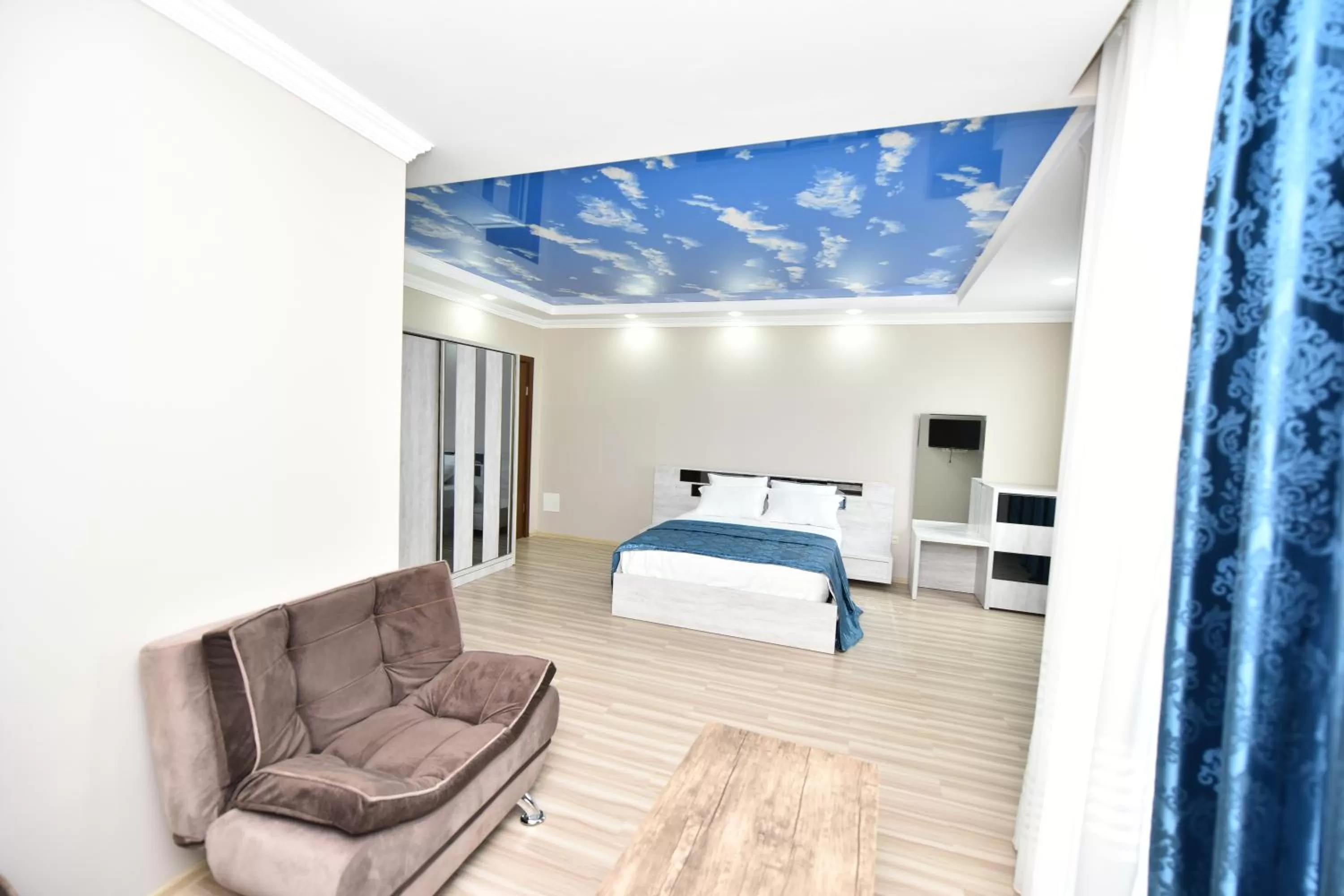 Bedroom, Bed in Hotel Skyline Batumi