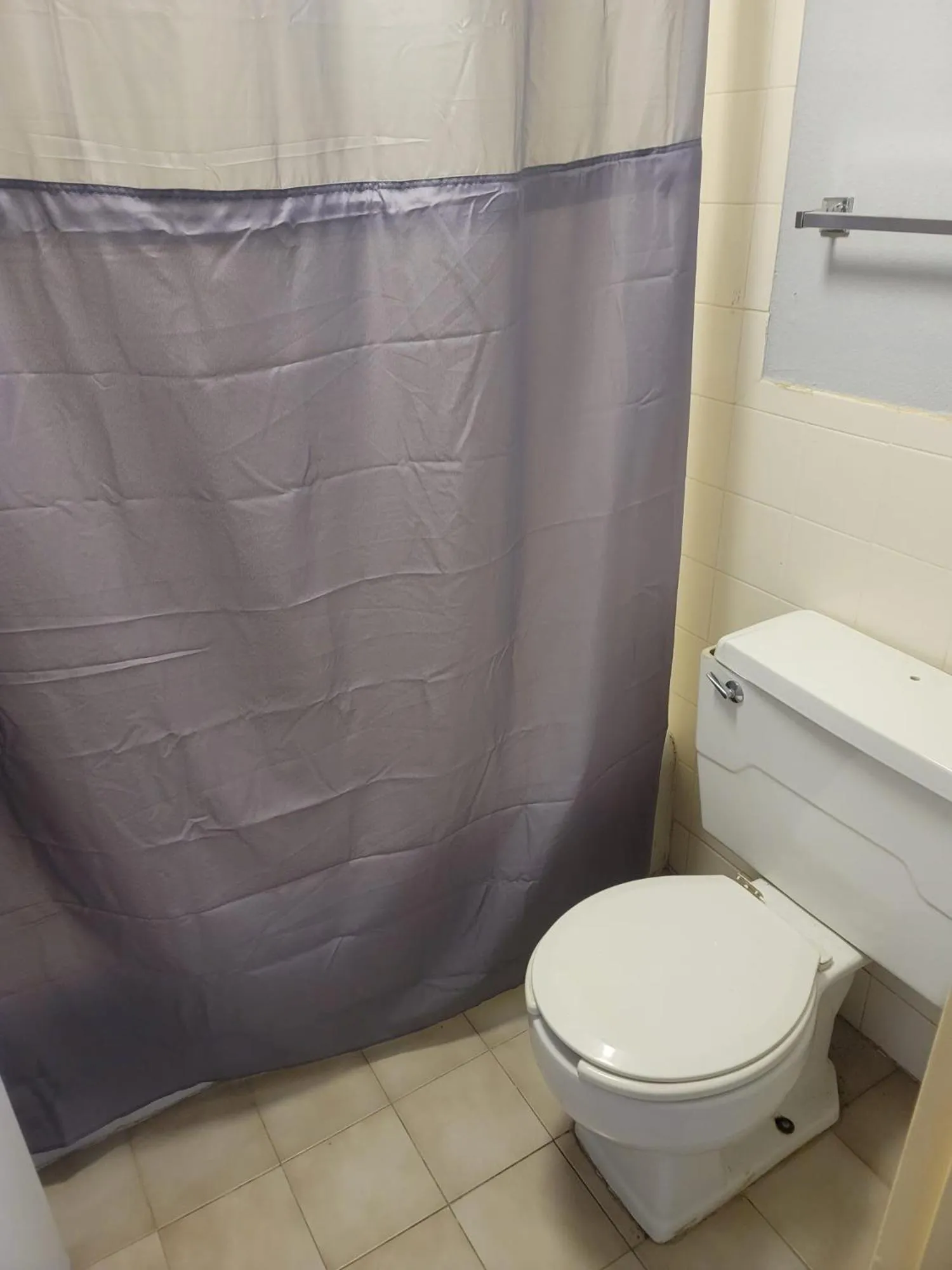 Bathroom in 121 Motel Henderson