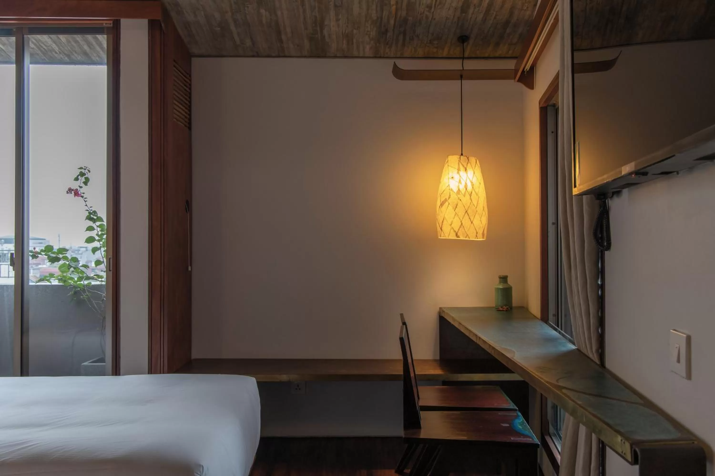 hair dresser, Bed in Concon house