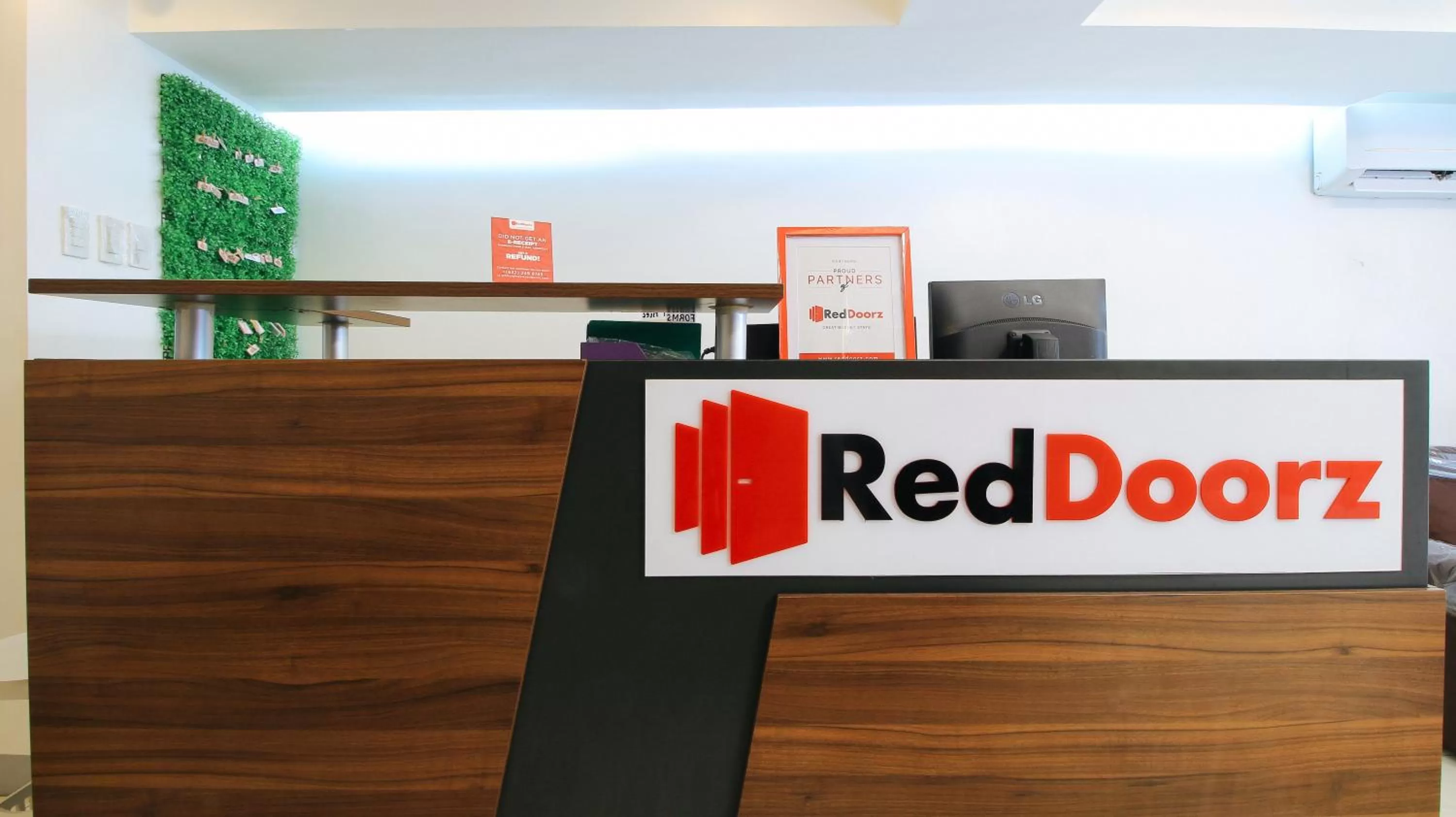 Property logo or sign in RedDoorz Plus @ San Marcelino Malate