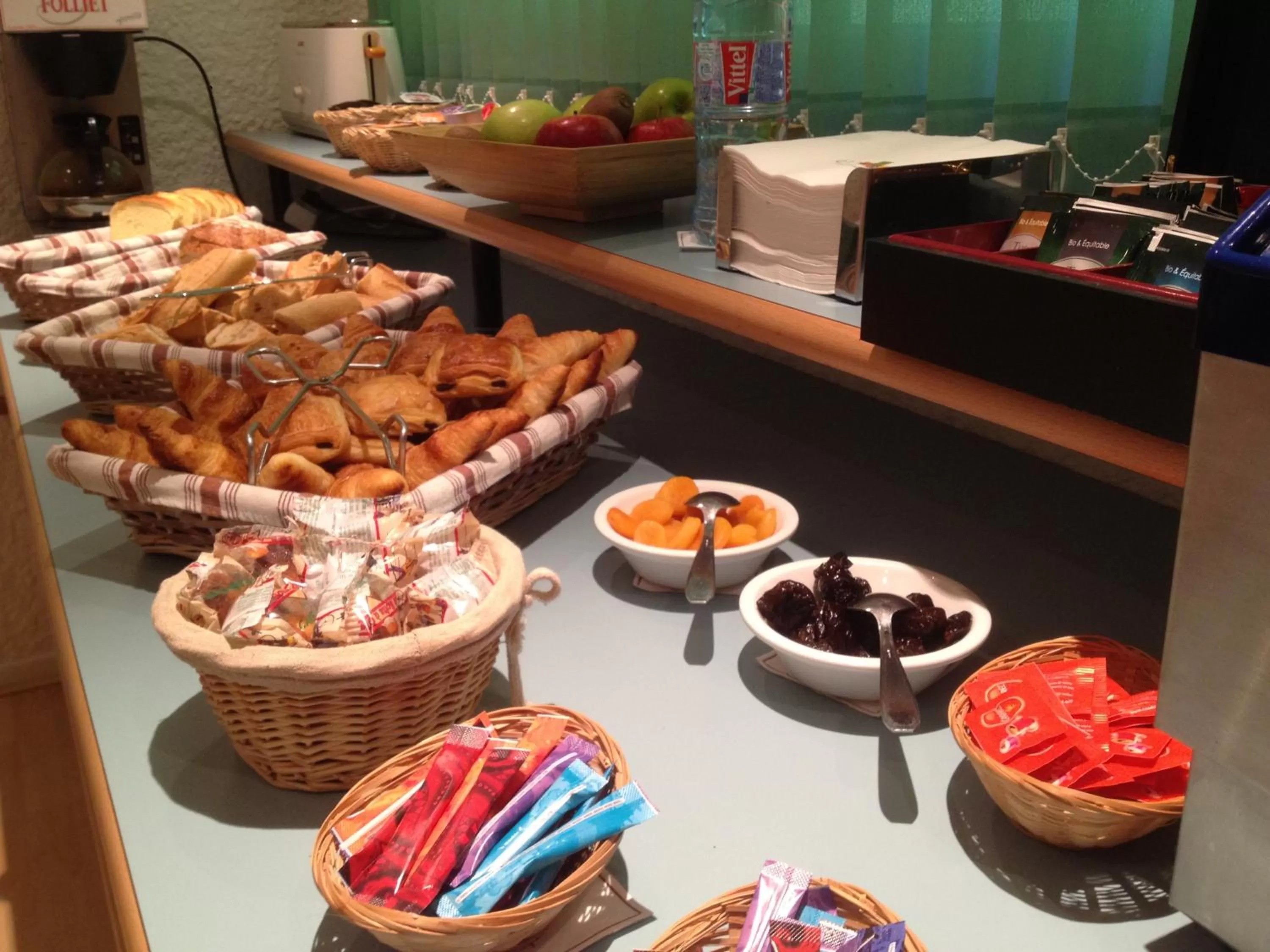 Restaurant/places to eat in Logis Hôtel Atrium Epinal Golbey