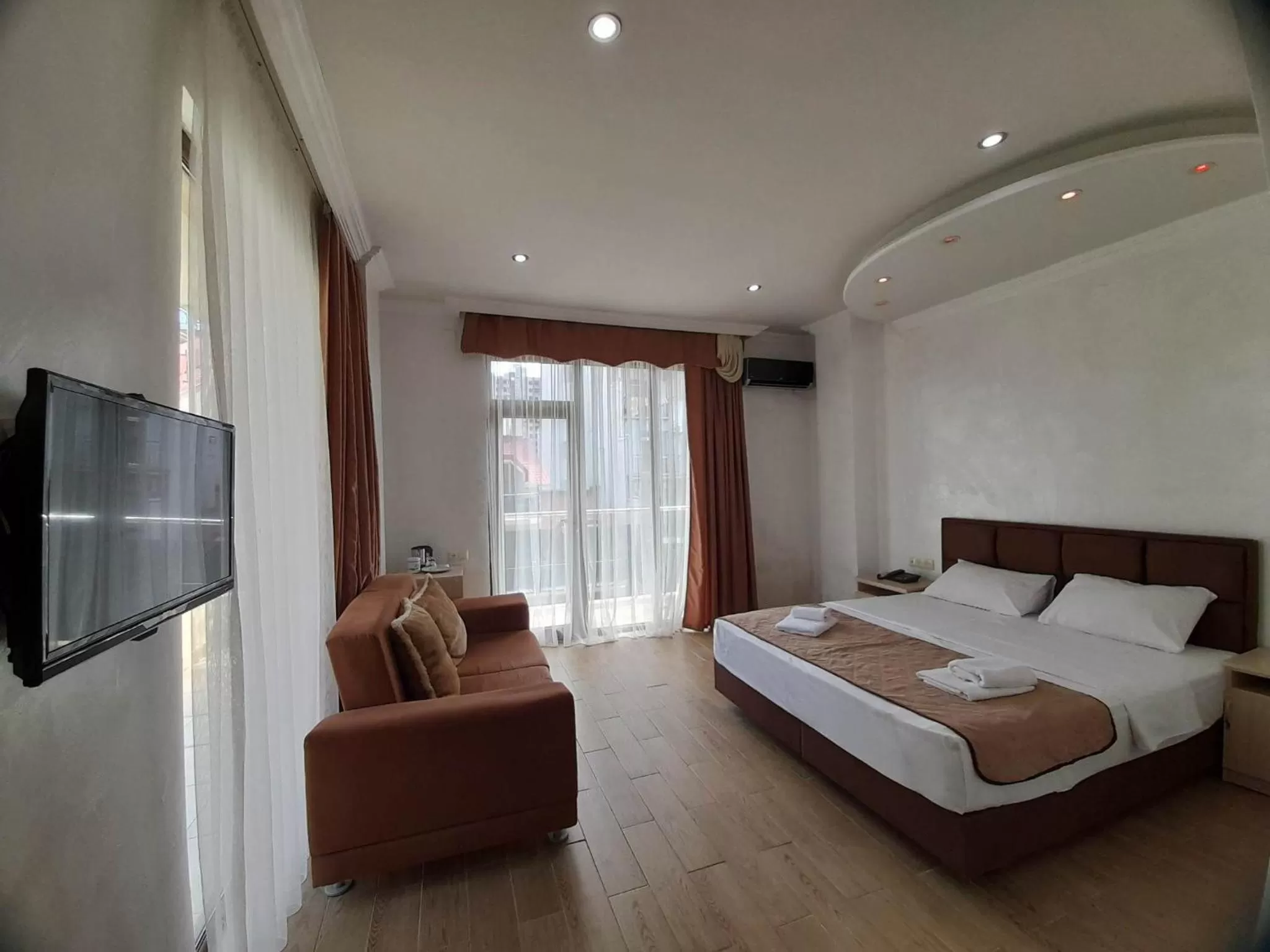 Bed in Hotel Royal Palace