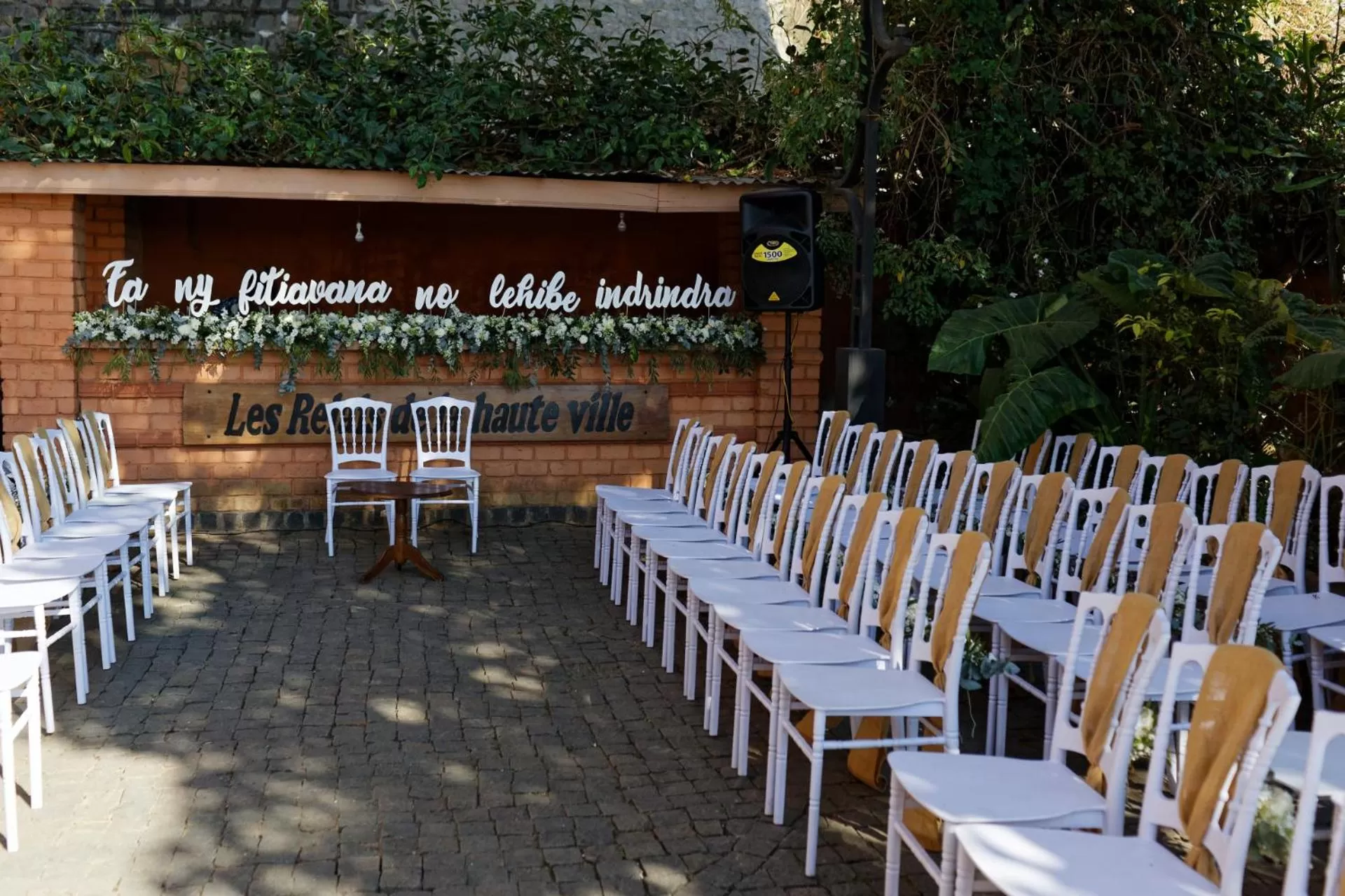 Day in Relais De La Haute Ville Tana