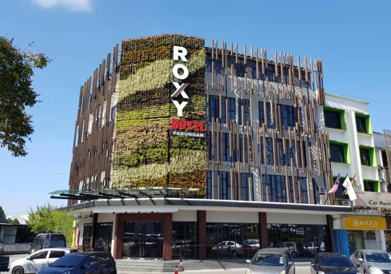 Property building in Roxy Hotel Padungan