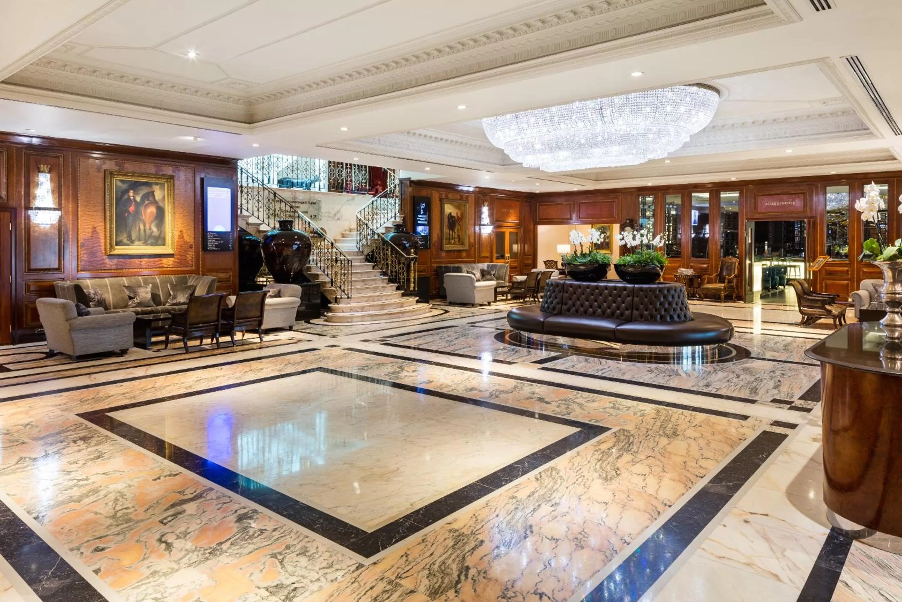 Lobby or reception in Radisson Blu Hotel, London Heathrow