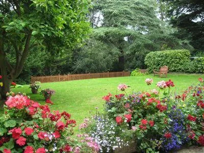 Spring in Lysses House Hotel