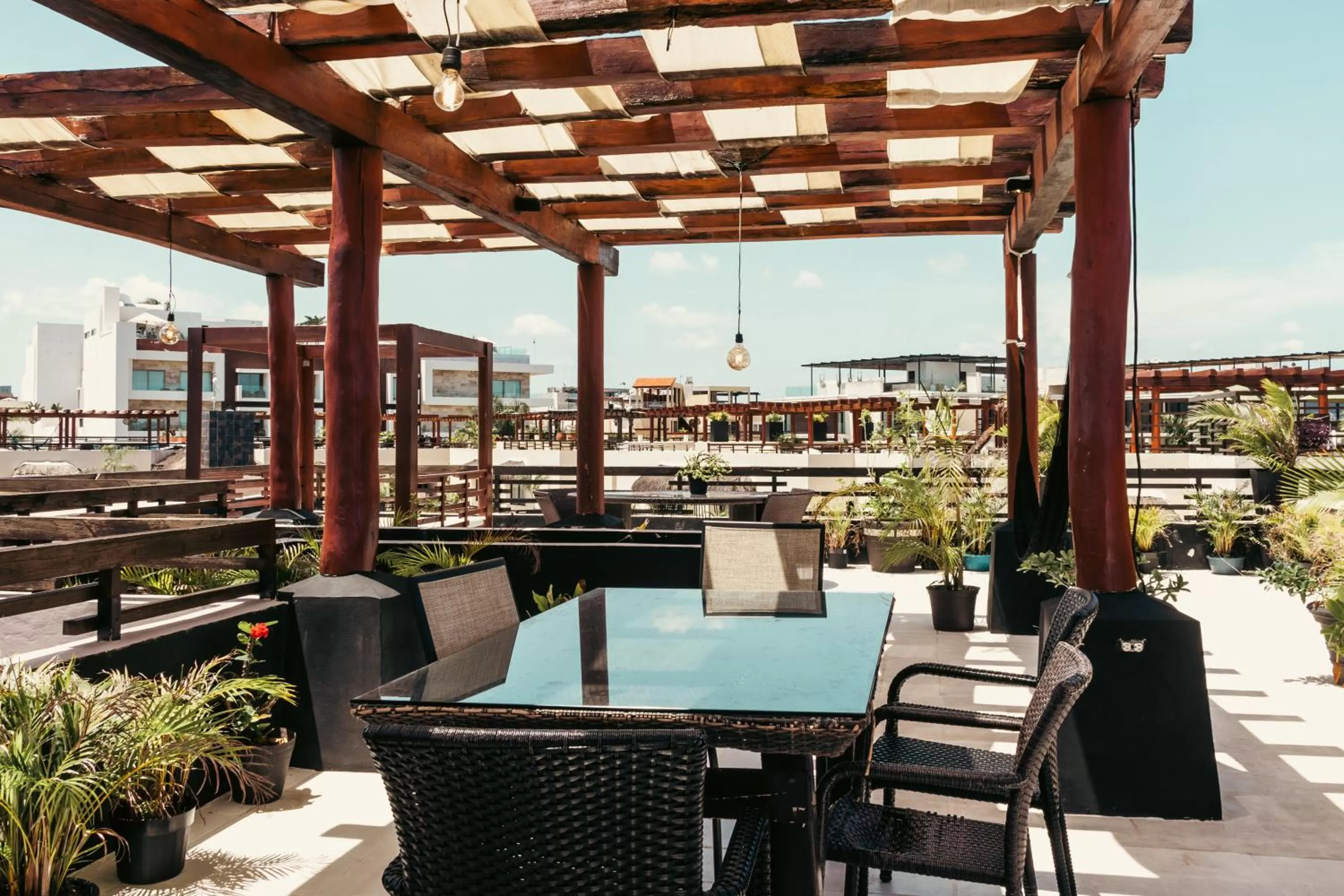 Restaurant/Places to Eat in Aldea Thai